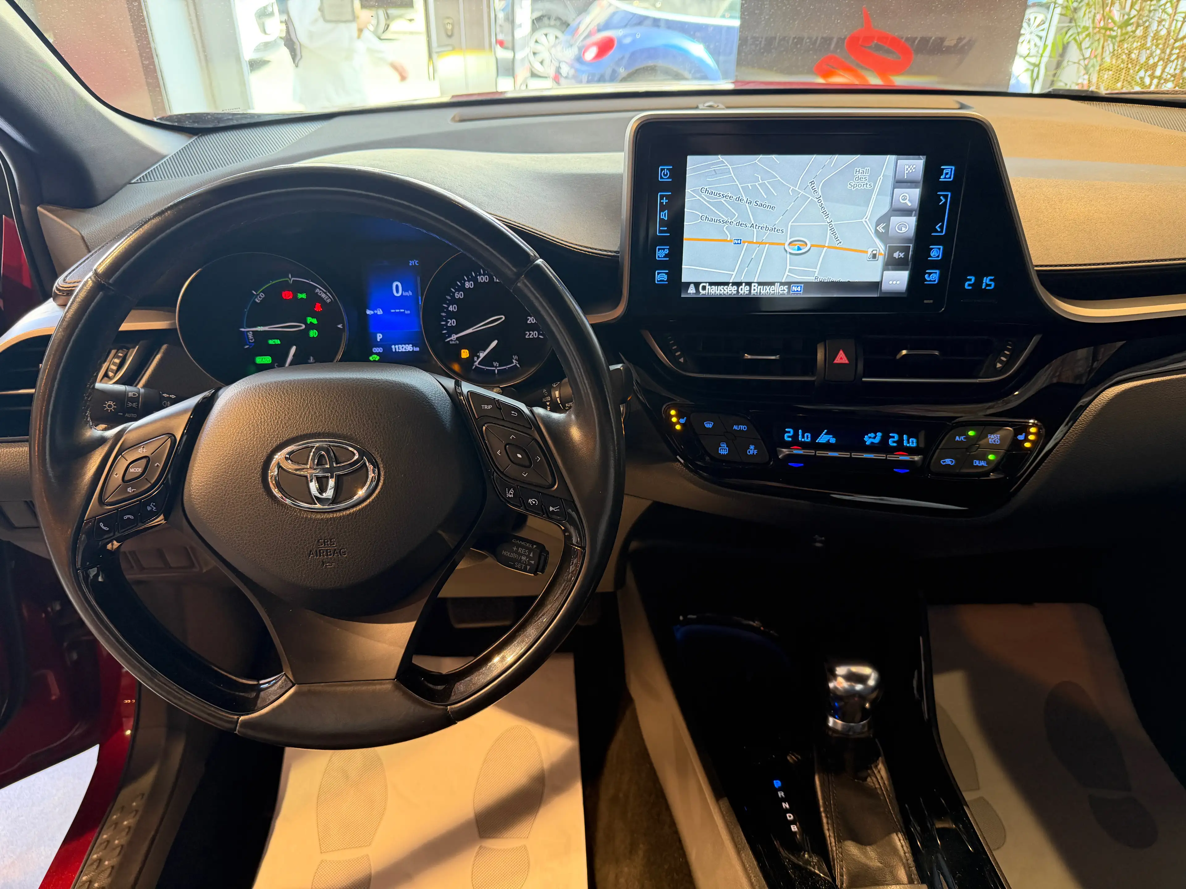 Toyota C-HR Hybrid 1.8i VVT-i * CARNET FULL * GARANTIE * SIEGES CHAUFFANTS — photo 15