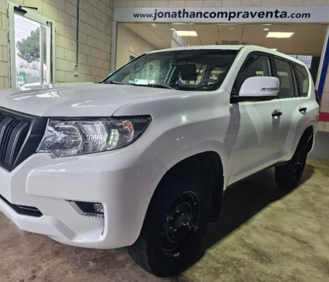 Toyota Land Cruiser D-4D GX - foto 1