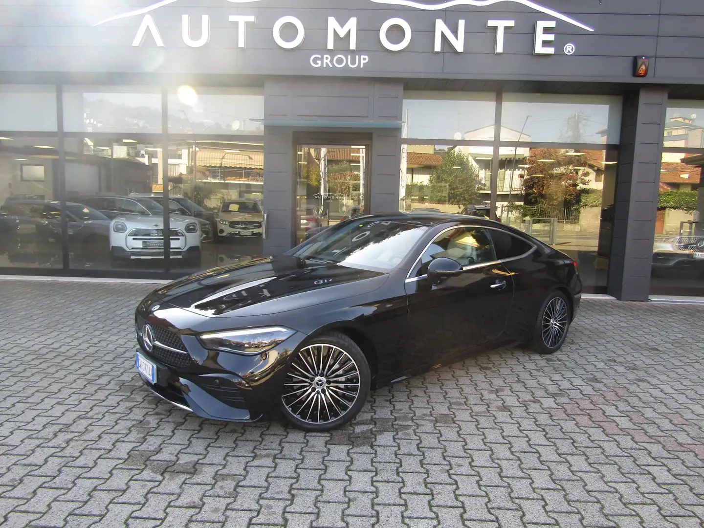 Mercedes-Benz CLE 220 d COUPE AMG LINE ADVANCED PLUS AUTO,PELLE,LED Noir - 1