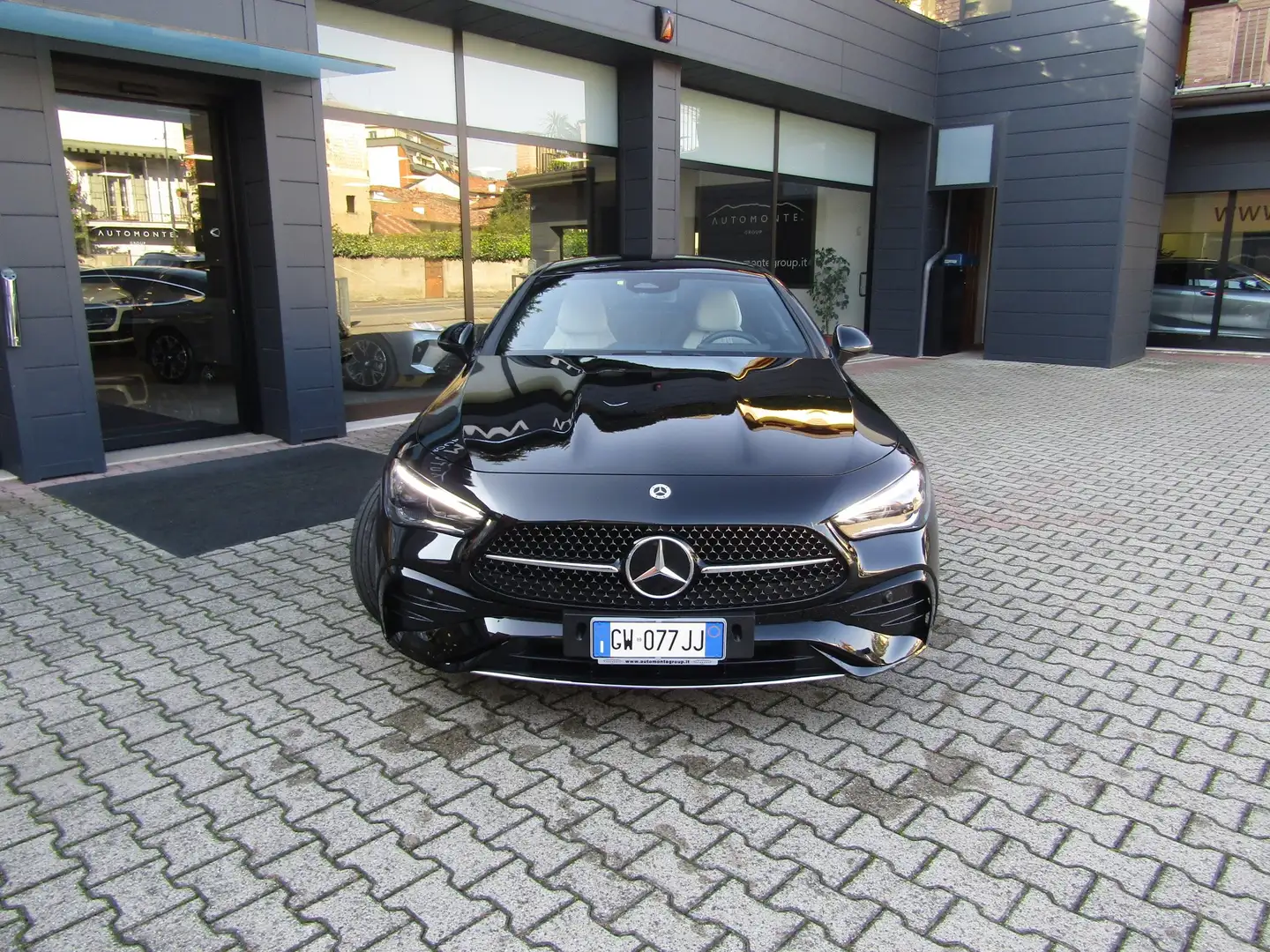 Mercedes-Benz CLE 220 d COUPE AMG LINE ADVANCED PLUS AUTO,PELLE,LED Noir - 2