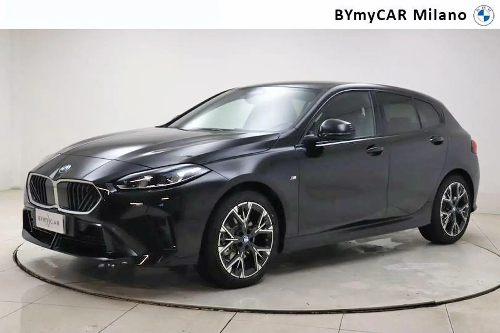 BMW 118 d MSport auto Černá - 1