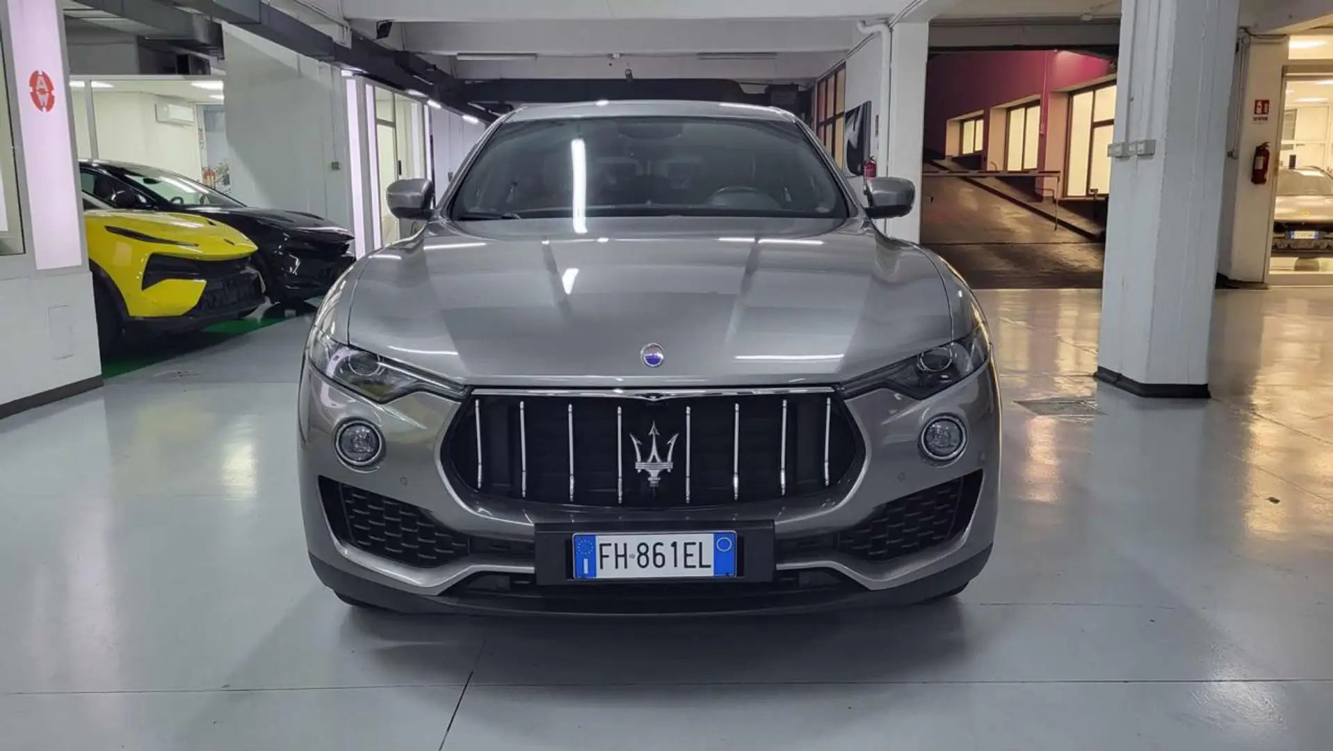 Maserati Levante V6 Diesel 275 CV AWD km 70.950 Grigio - 1