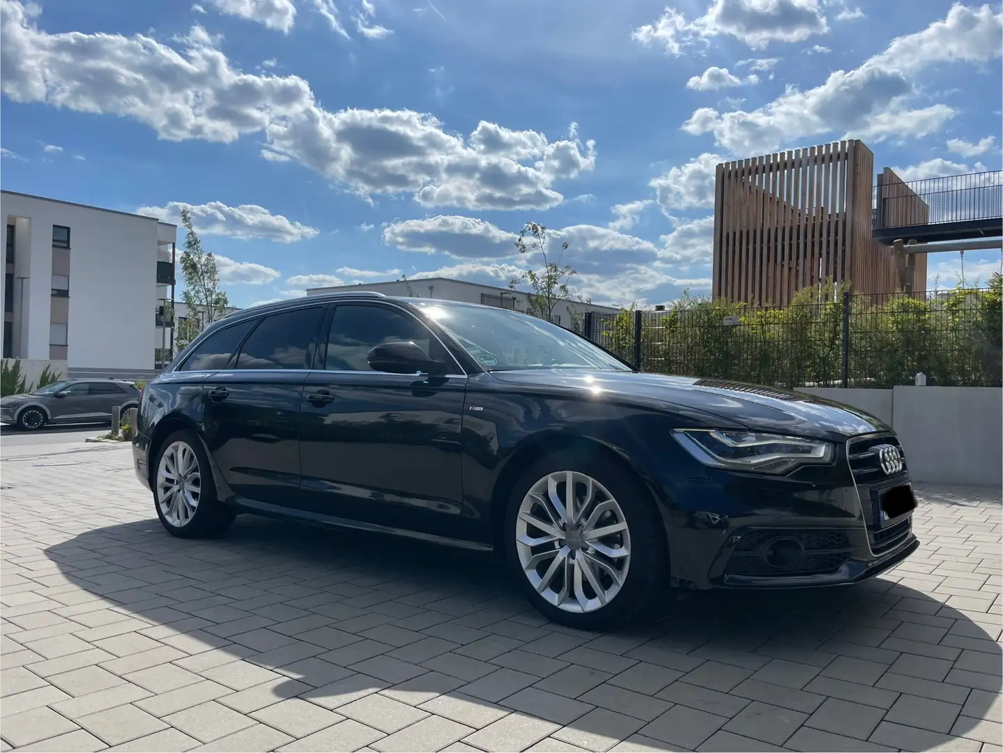 Audi A6 Avant 2.0 TDI Sline | 1Hand | Scheckheft | HeadUp Black - 1
