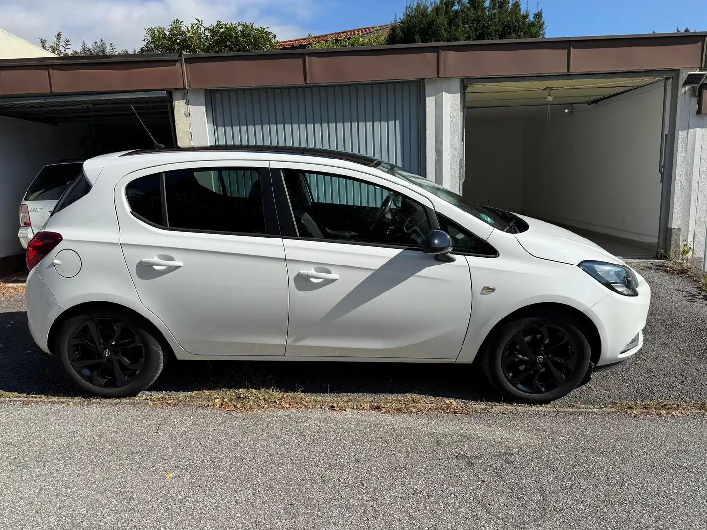 Opel Corsa-e Corsa 1,2 Ecotec Black & White Weiß - 2