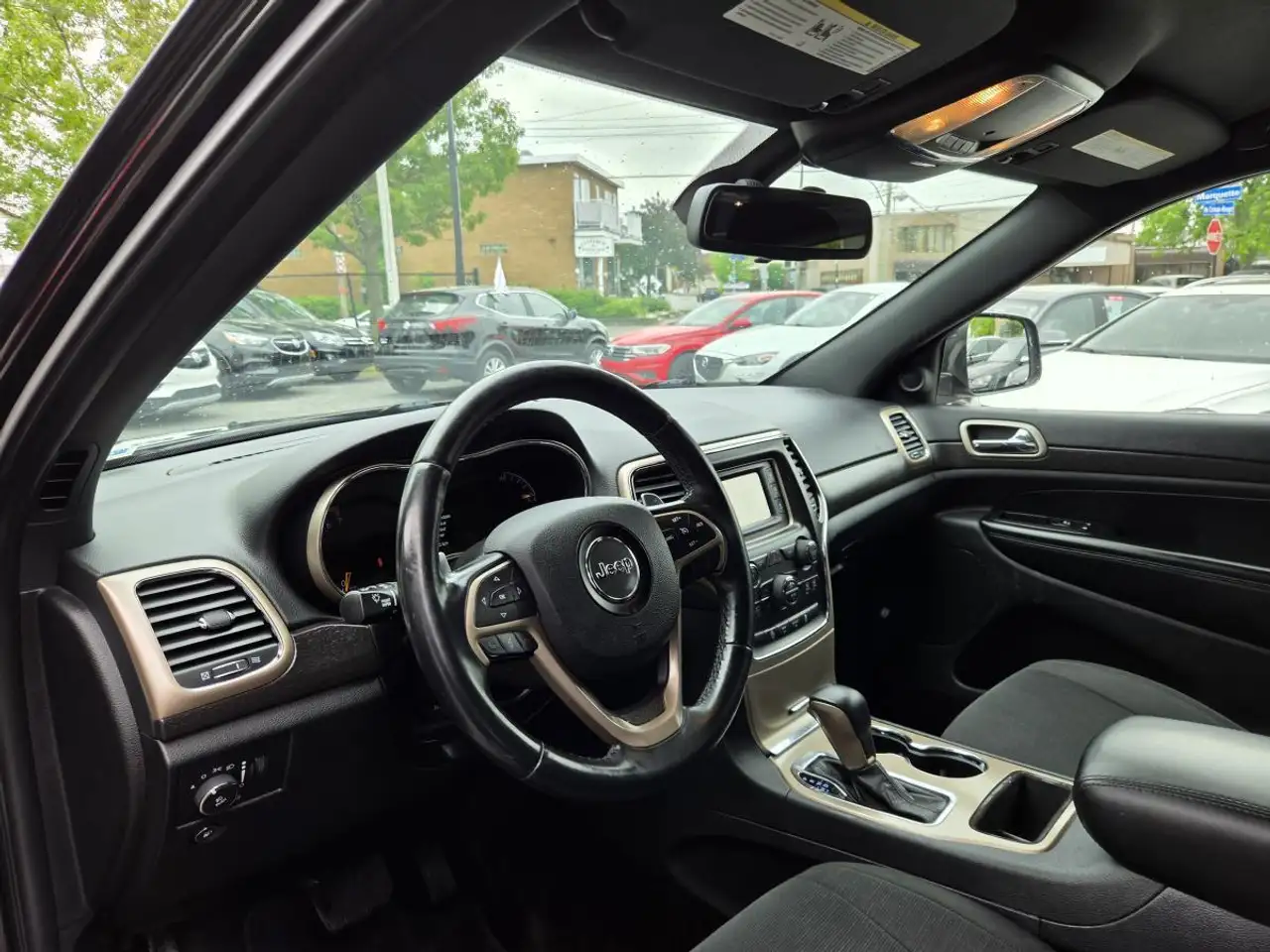 Jeep Grand Cherokee снимка Jeep Grand Cherokee