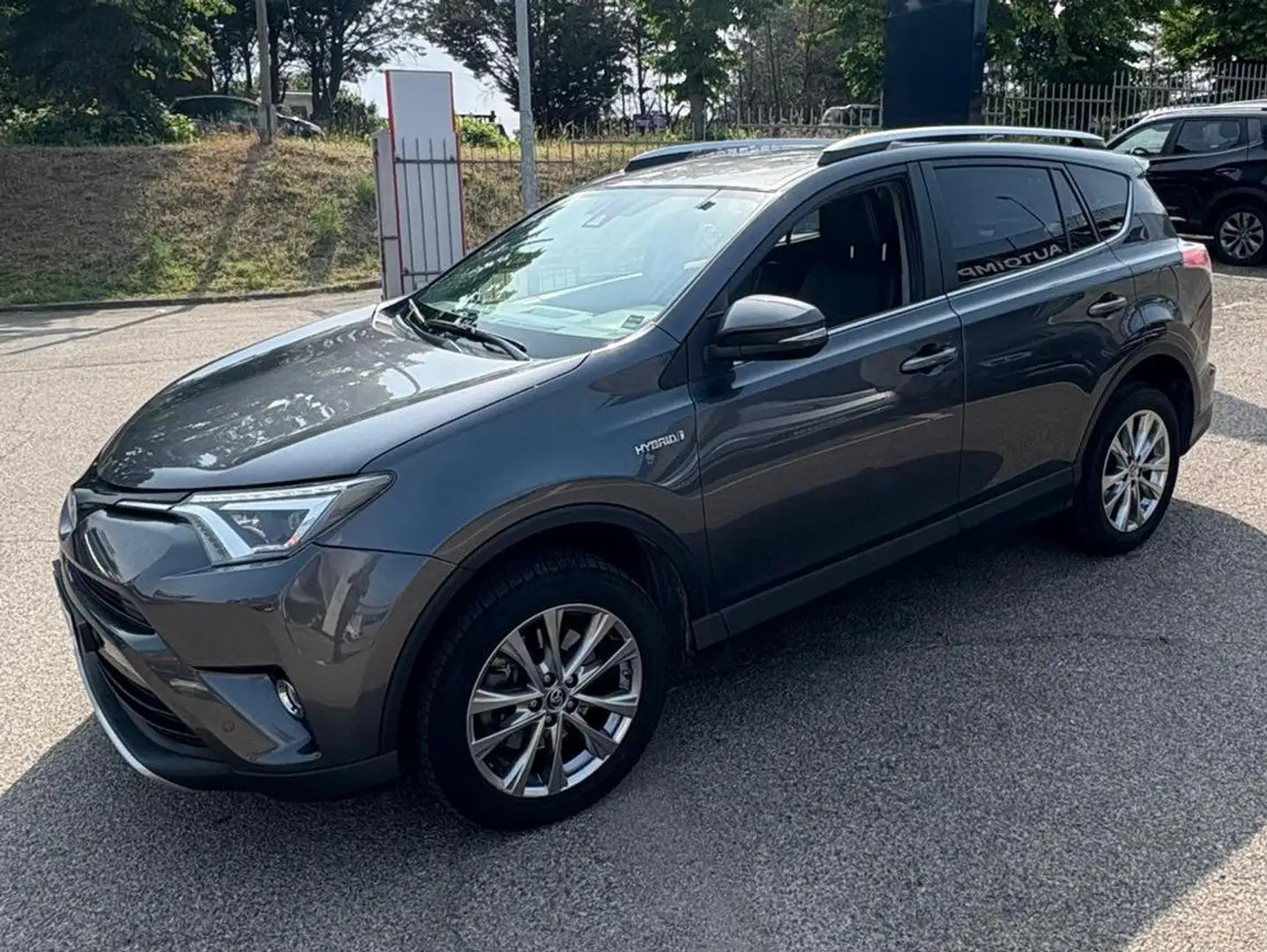 Toyota RAV 4 Rav4 2.5 vvt-i h Active 2wd e-cvt my17 Gris - 2