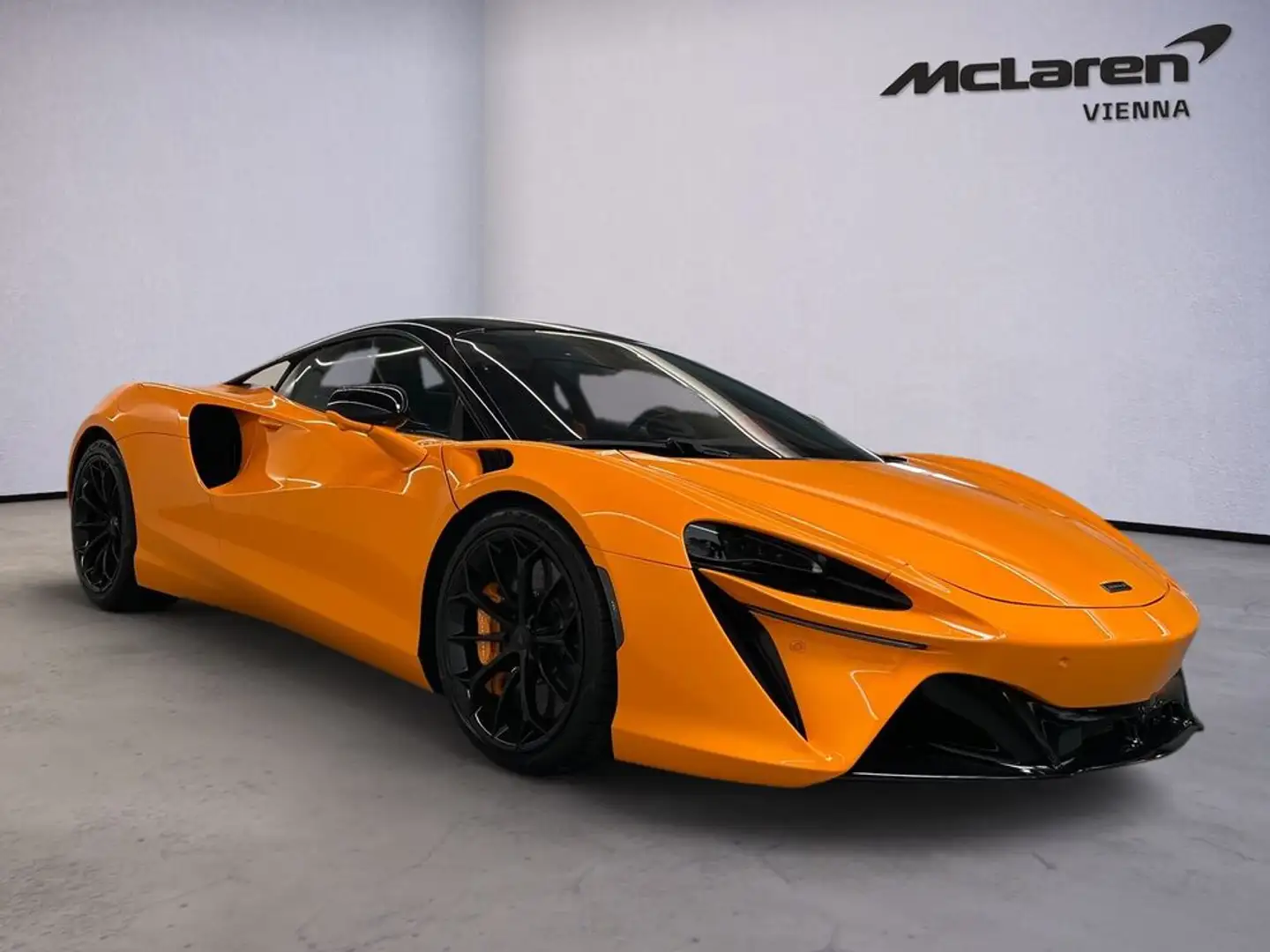 McLaren Artura Artura / McLaren Orange / Full Alcantara Orange - 2