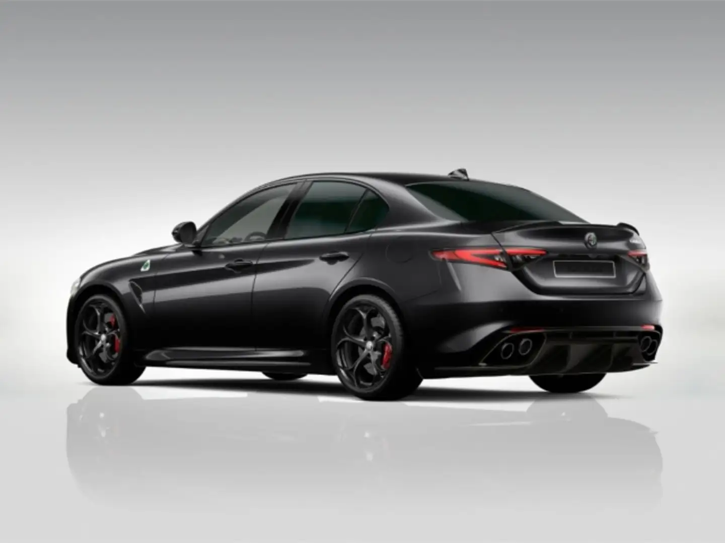 Alfa Romeo Giulia Quadrifoglio 2.9 V6 Bi-Turbo AT8 Keyless Navi Schwarz - 2