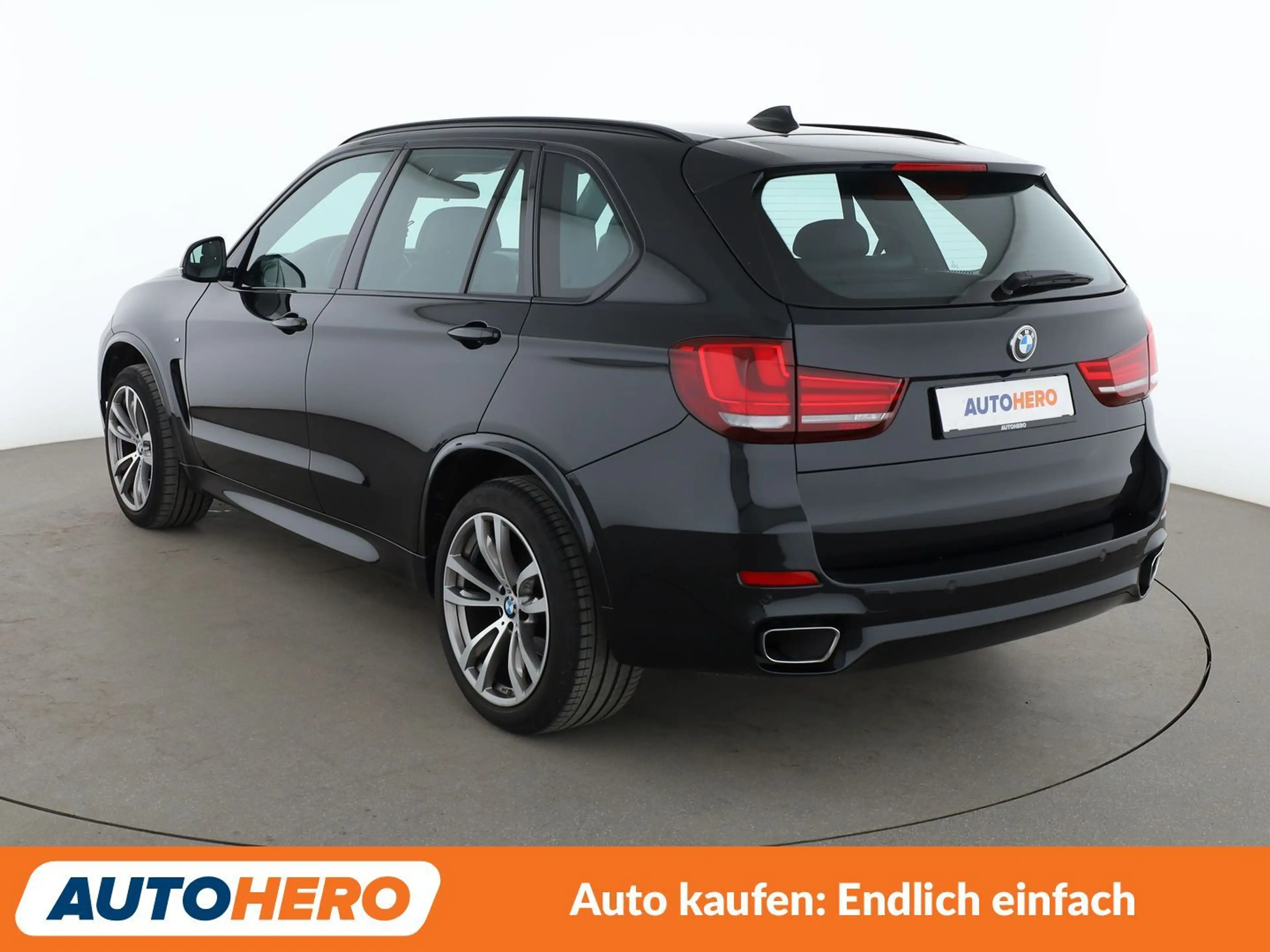 BMW X5 xDrive 30d Aut.*NAV*HUD*XENON*CAM*PDC*SHZ*PANO* — photo 4