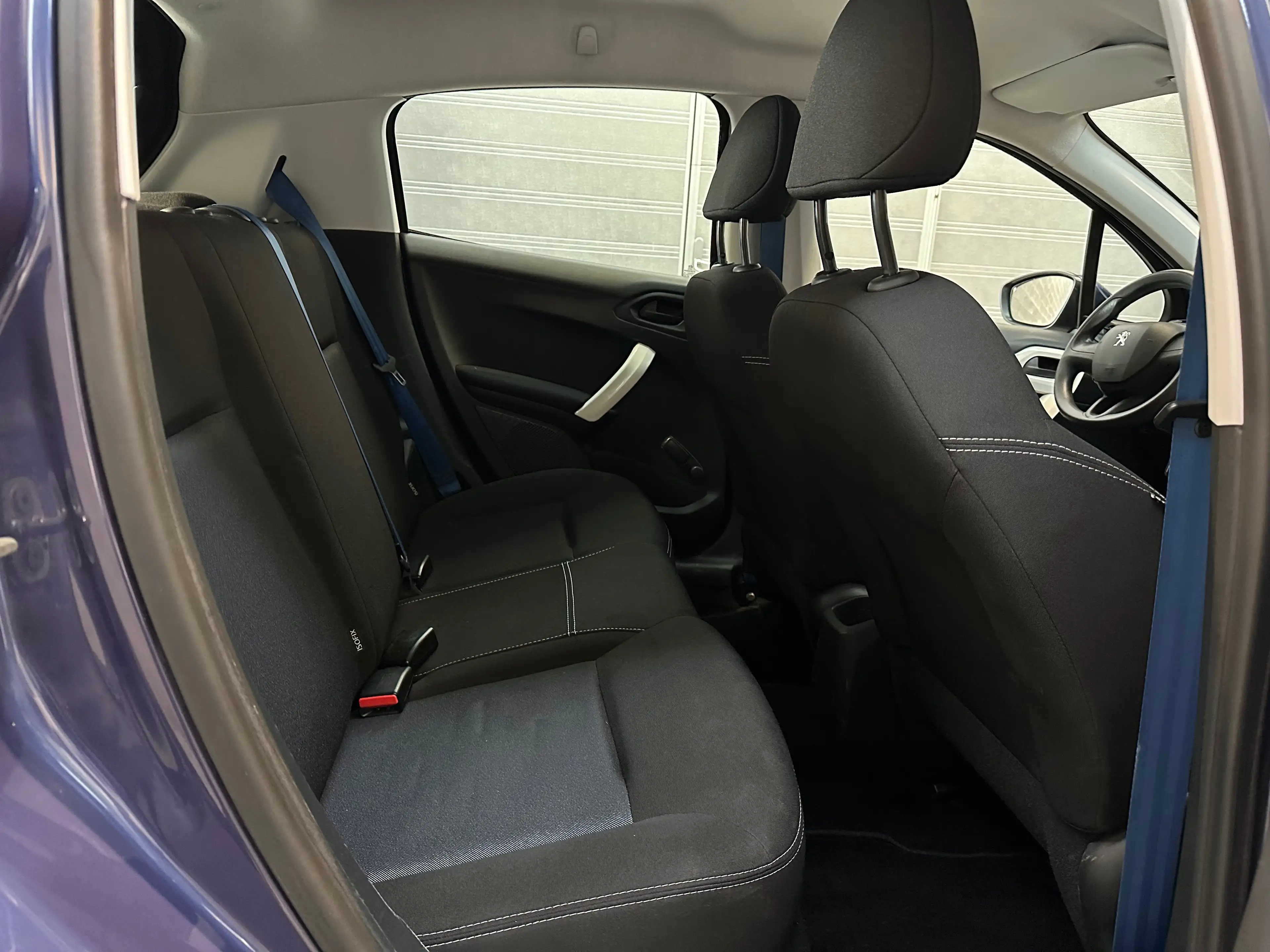 Peugeot 208 208 1.0i PureTech Like — photo 13