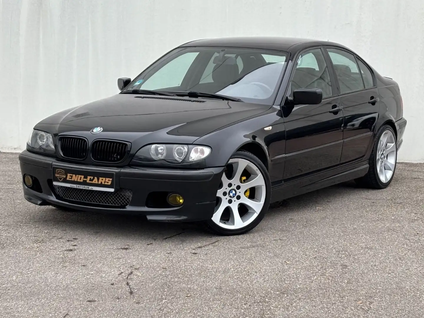 BMW 325 i *SMG* M-Paket ab werk * KLIMA crna - 1