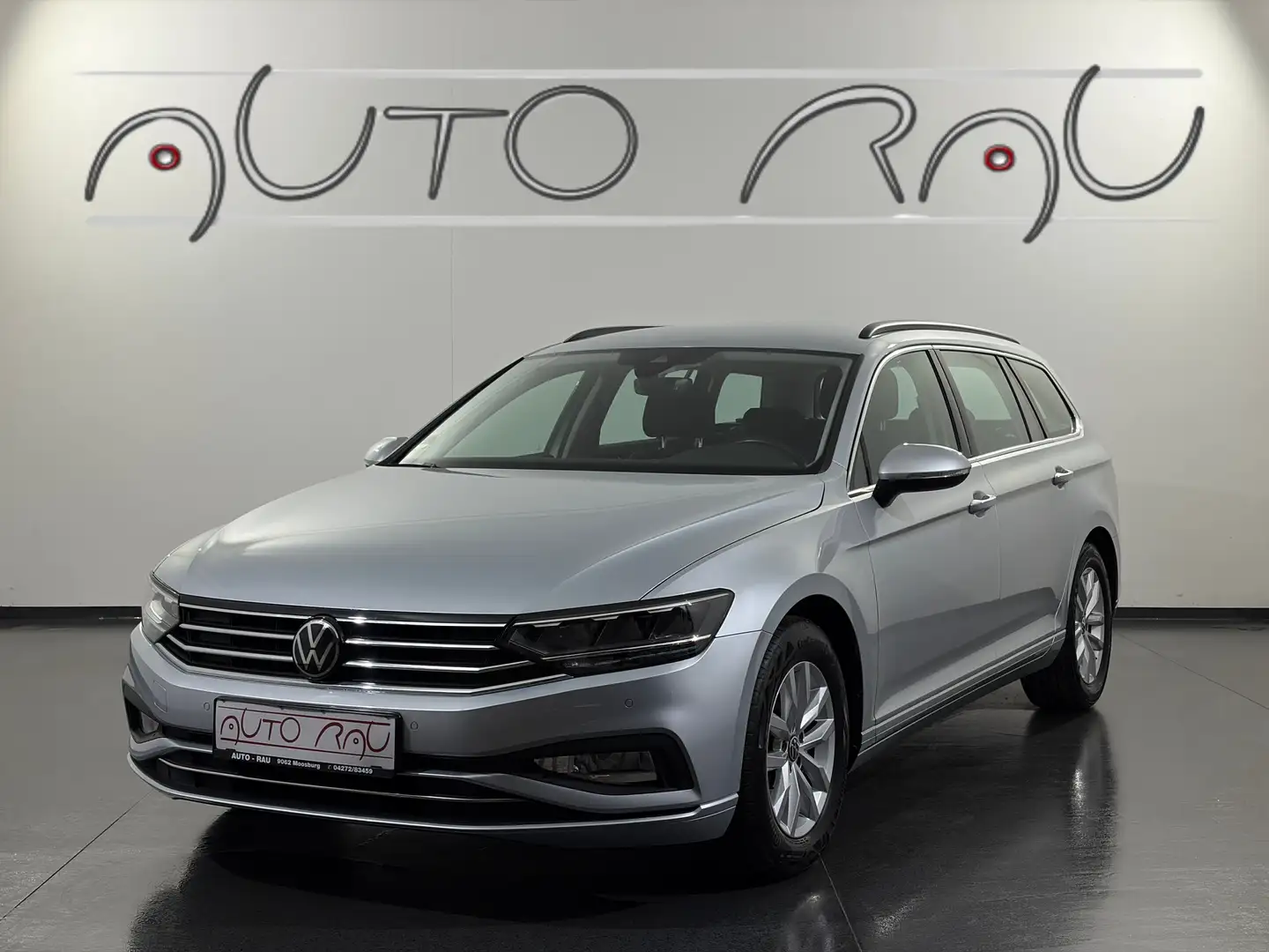 Volkswagen Passat Variant 2.0 TDI SCR Business DSG *LED*ACC*RFK* Silber - 1