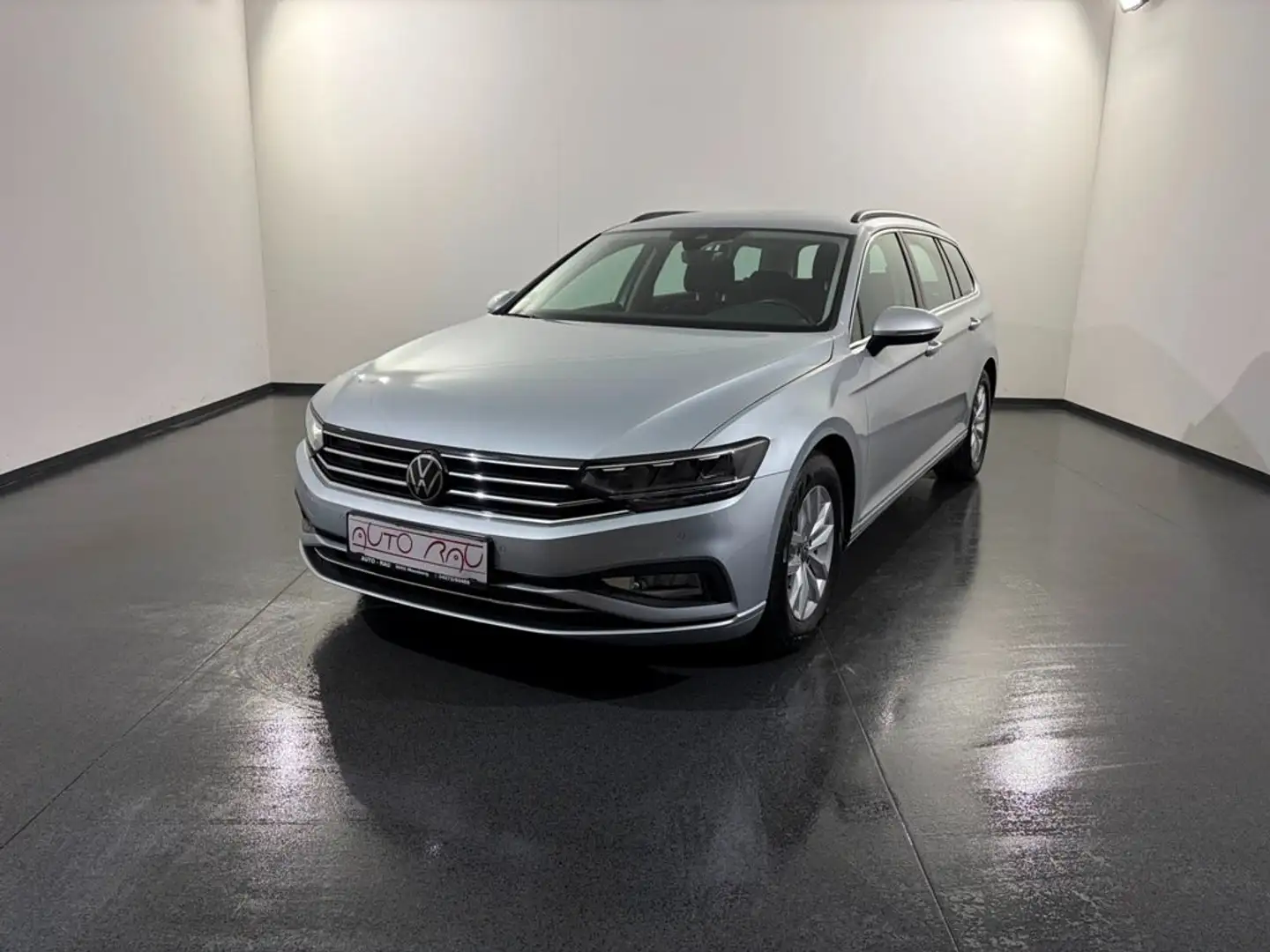 Volkswagen Passat Variant 2.0 TDI SCR Business DSG *LED*ACC*RFK* Silber - 2