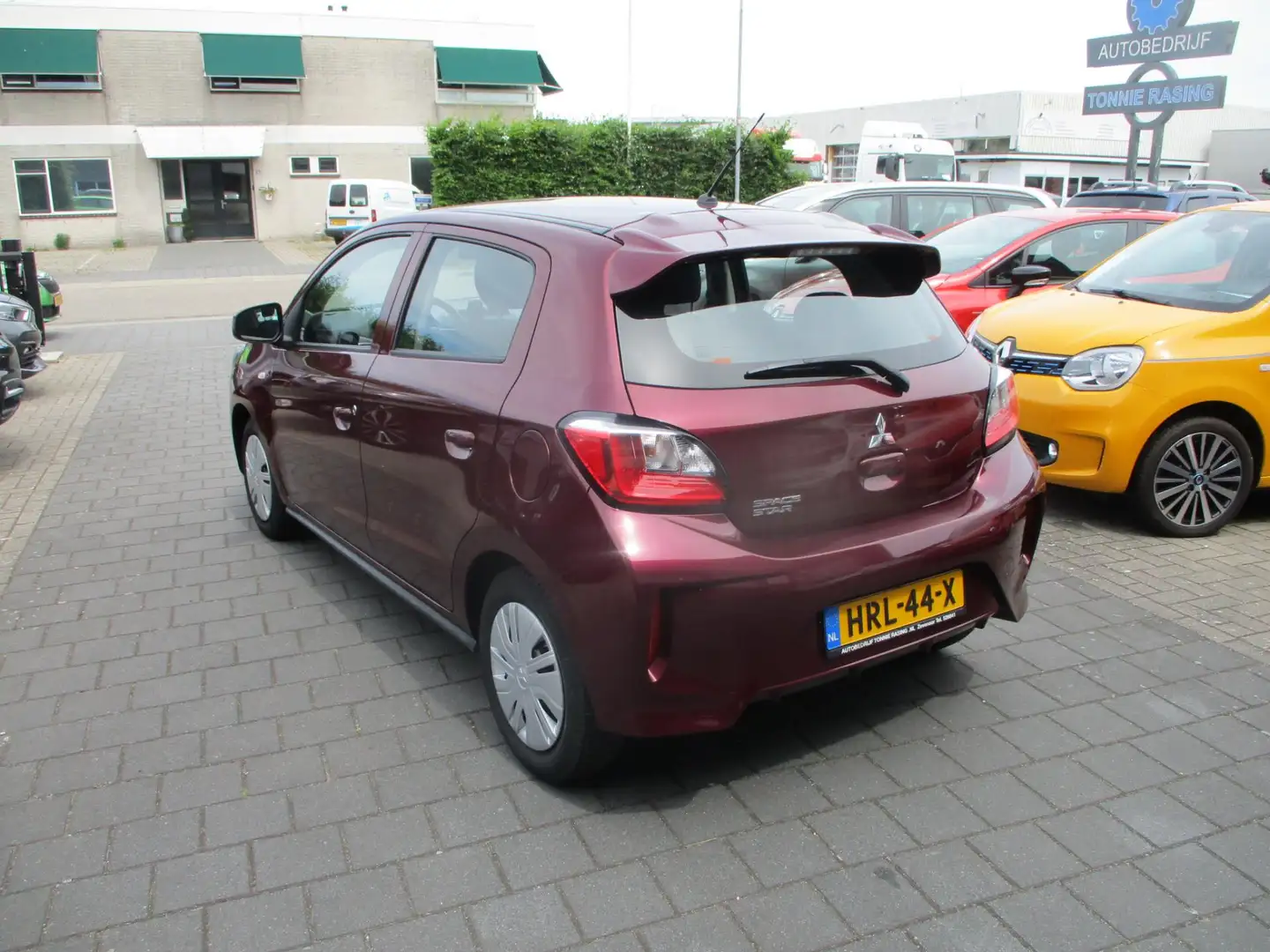 Mitsubishi Space Star 1.2 Cool+ Rouge - 2