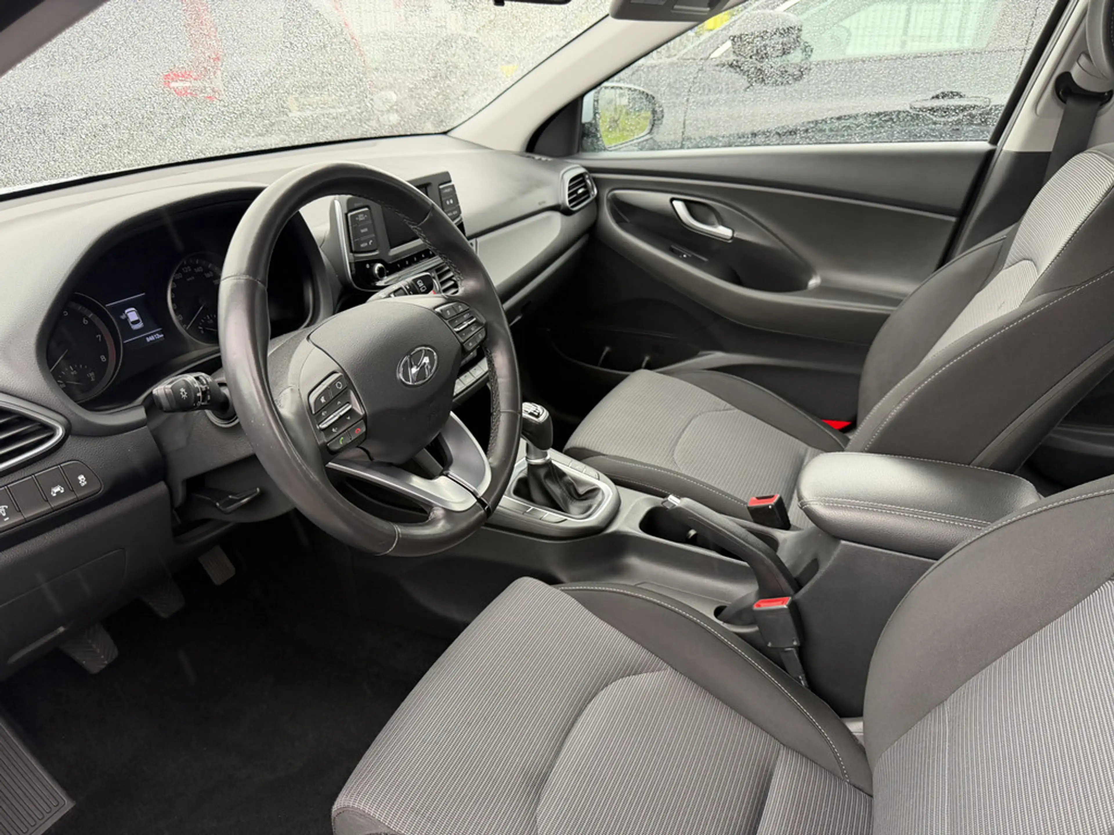 Hyundai i30 1.4 Select — photo 4