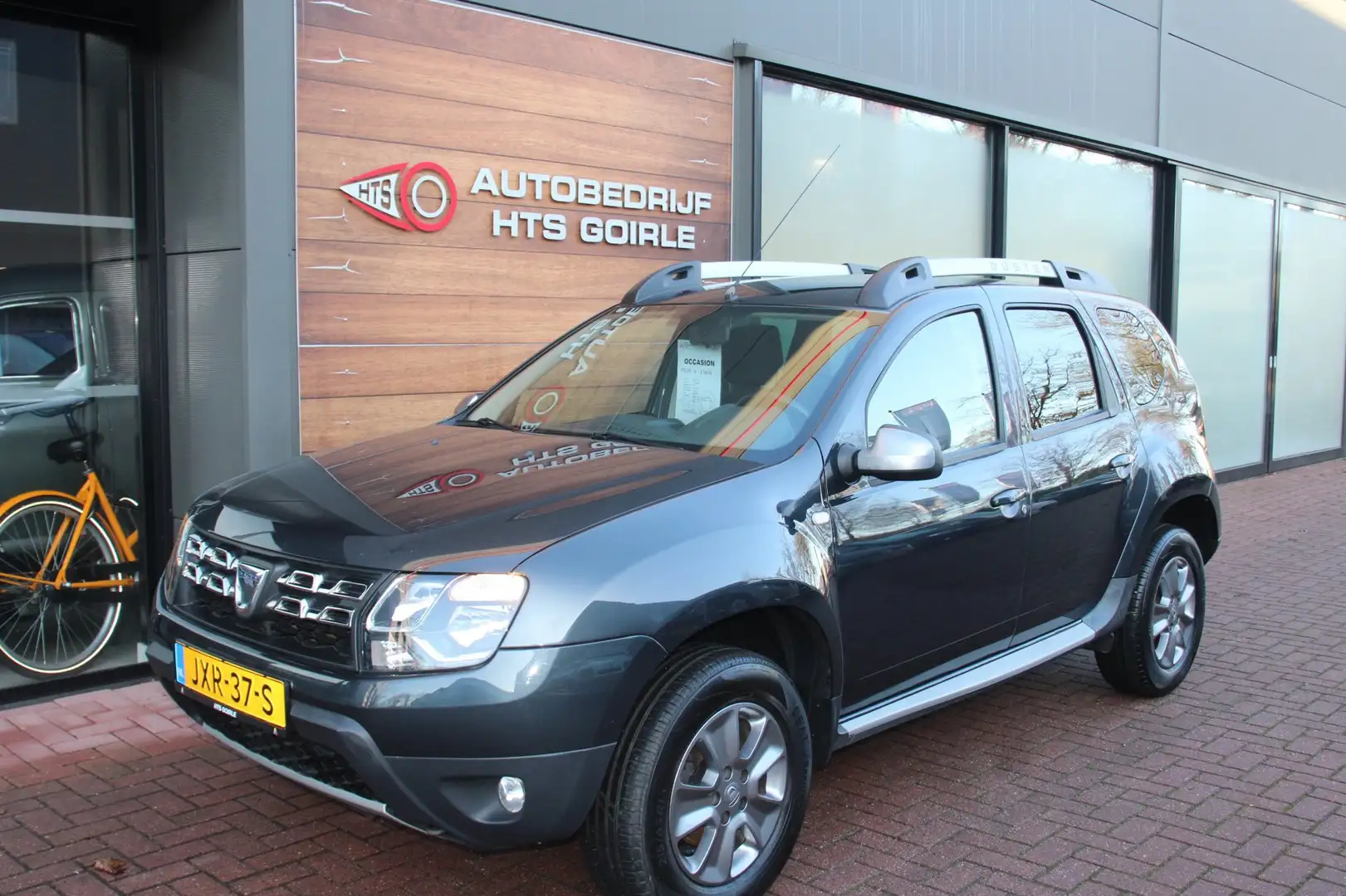 Dacia Duster 1.2 TCe 4x2 Lauréate Grau - 1