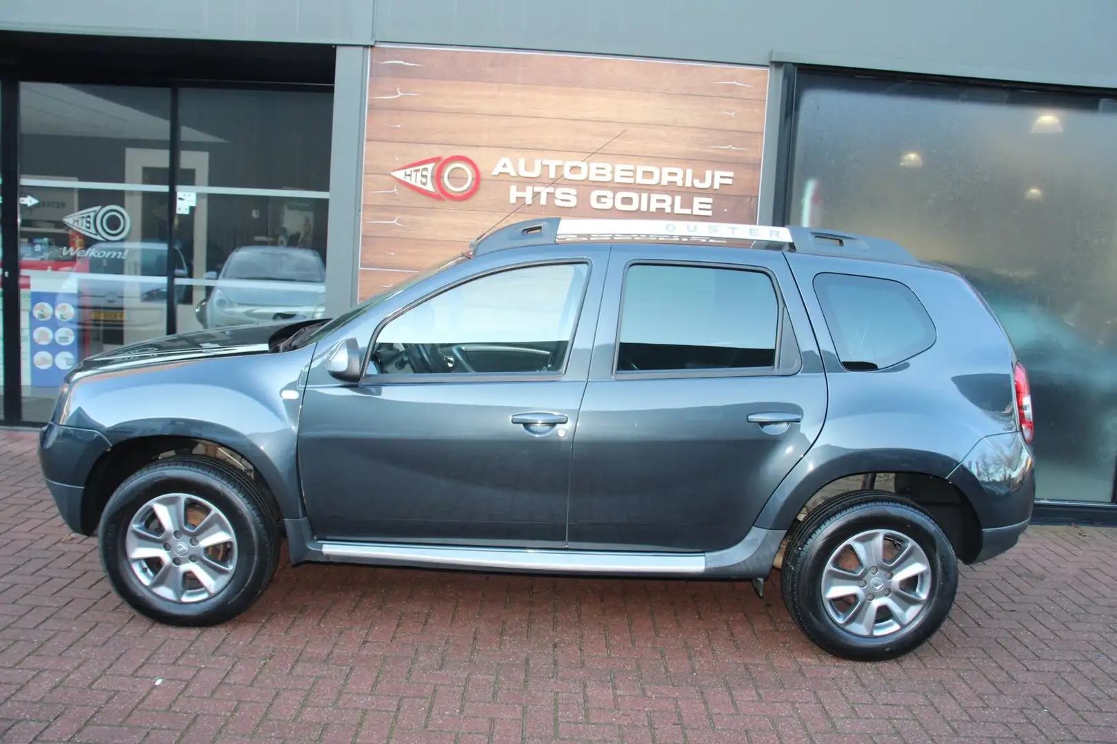 Dacia Duster 1.2 TCe 4x2 Lauréate Grau - 2