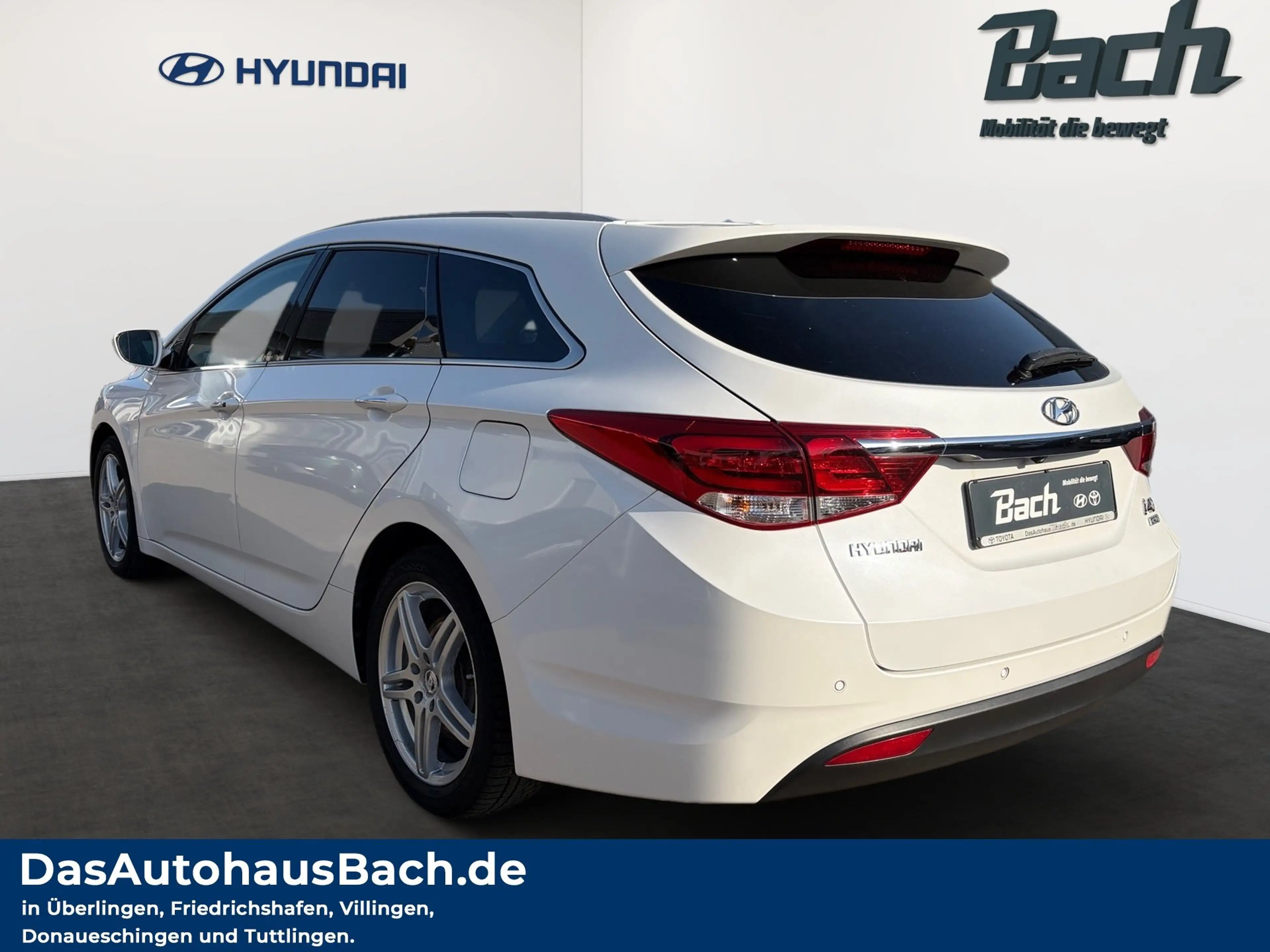 Hyundai i40 cw 1.7 CRDI 7-DCT PREMIUM Navi,WKR — photo 4