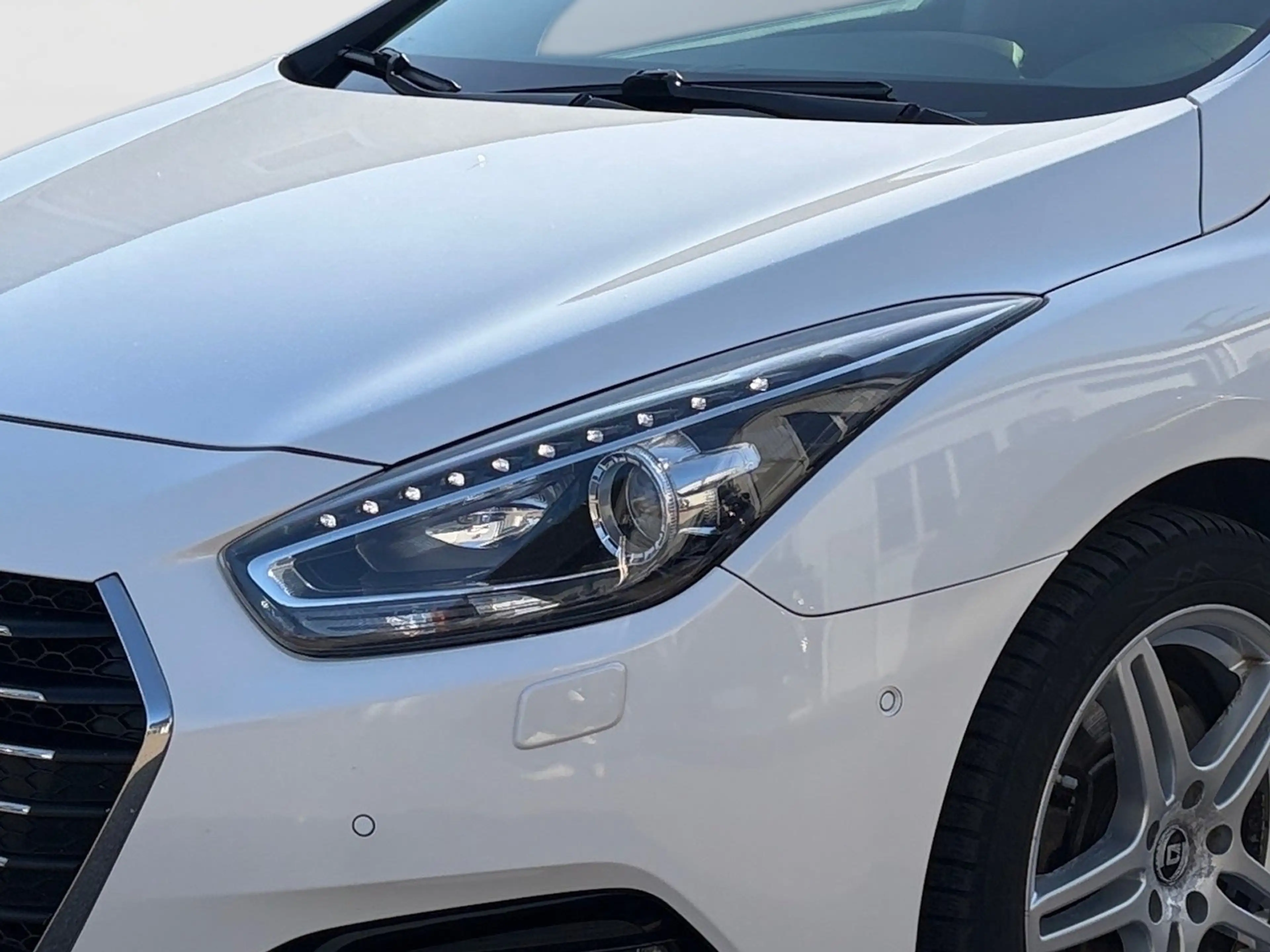 Hyundai i40 cw 1.7 CRDI 7-DCT PREMIUM Navi,WKR — photo 5