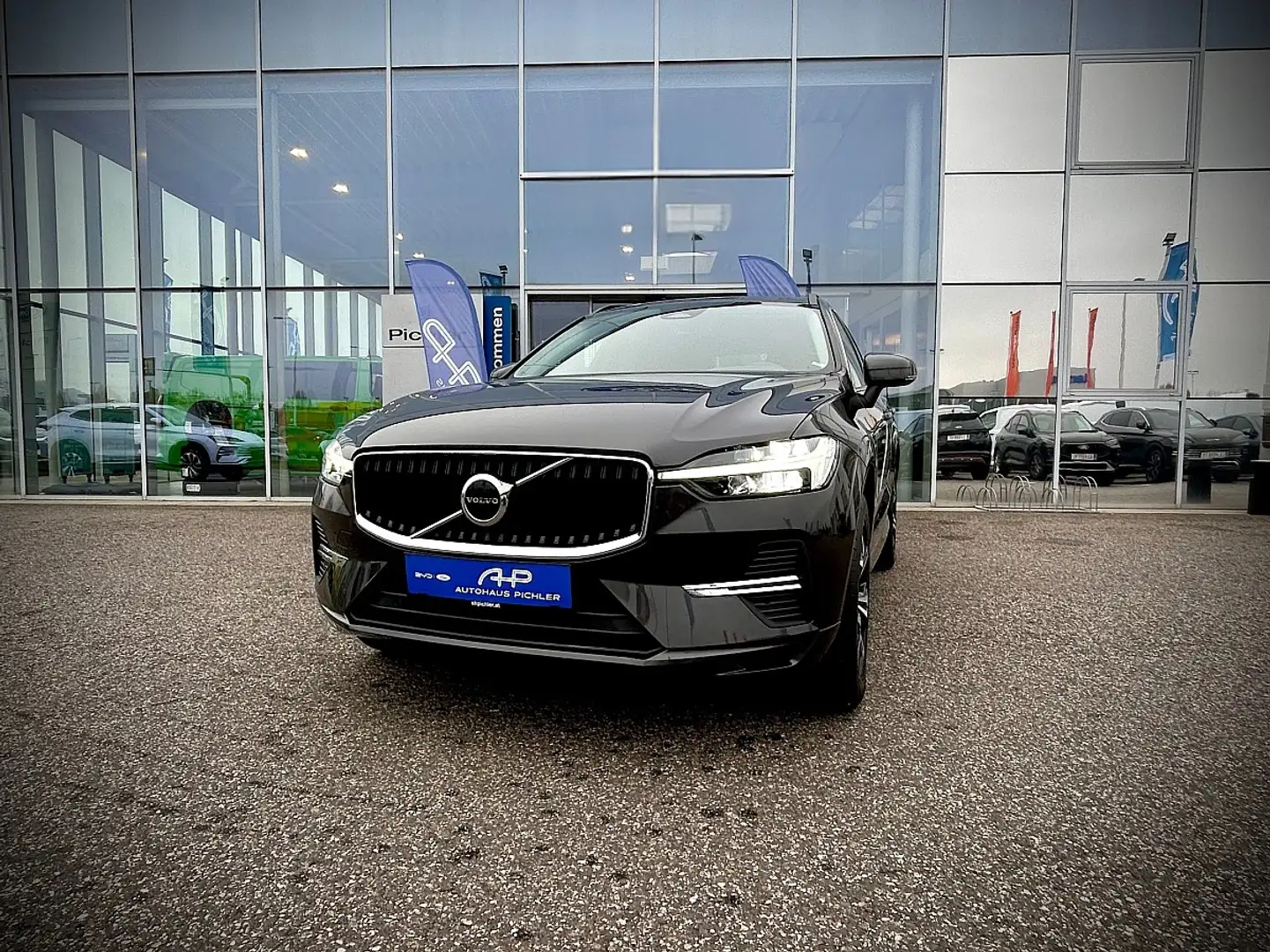 Volvo XC60 B4 Diesel Momentum Pro Aut. RÜCKFAHRKAMERA/PARK... Gris - 1