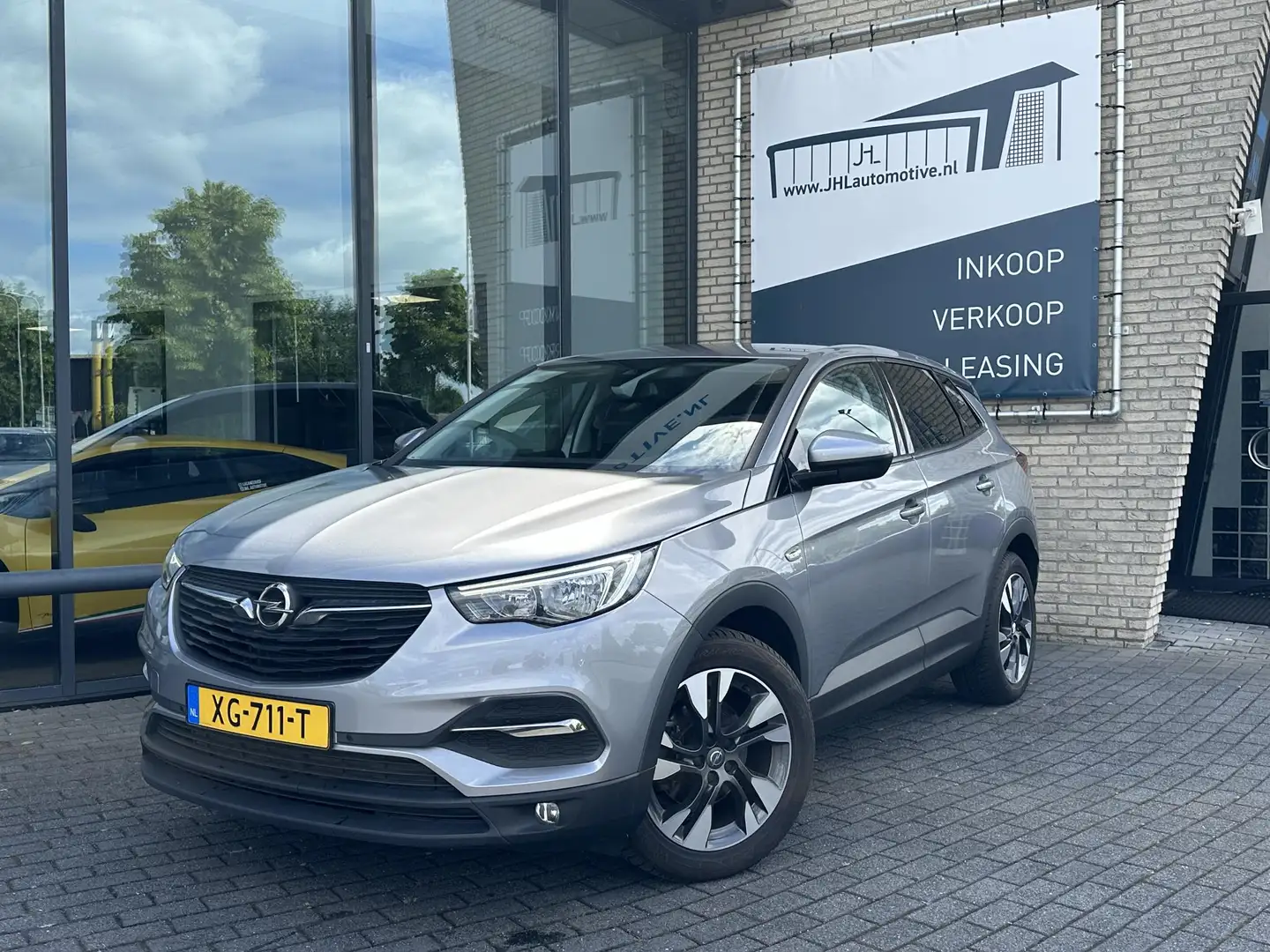 Opel Grandland X 1.2 Turbo Online Edition*NAVI*ECC*SPORTSTOEL* Gris - 1