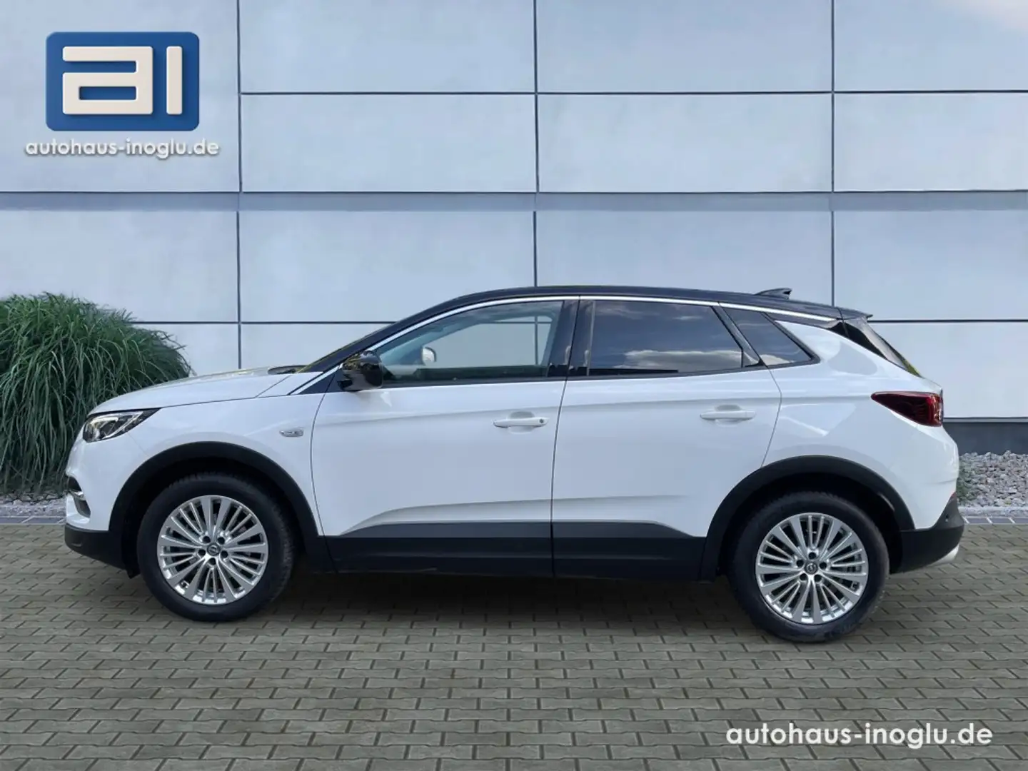Opel Grandland Innovation AT AHK R-Kam Weiß - 2