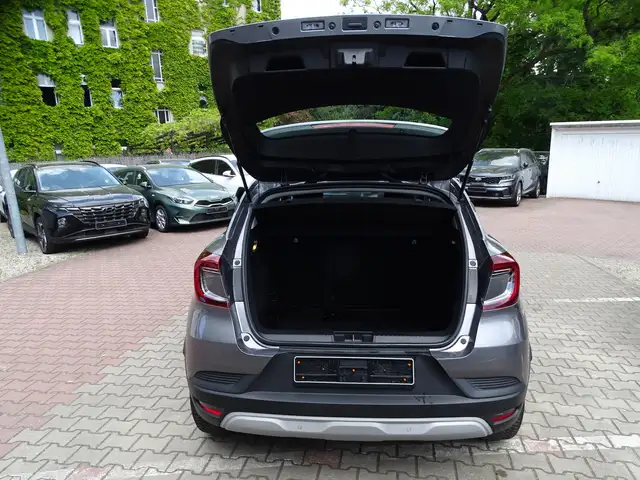 Renault Captur view 5