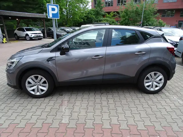 Renault Captur view 3