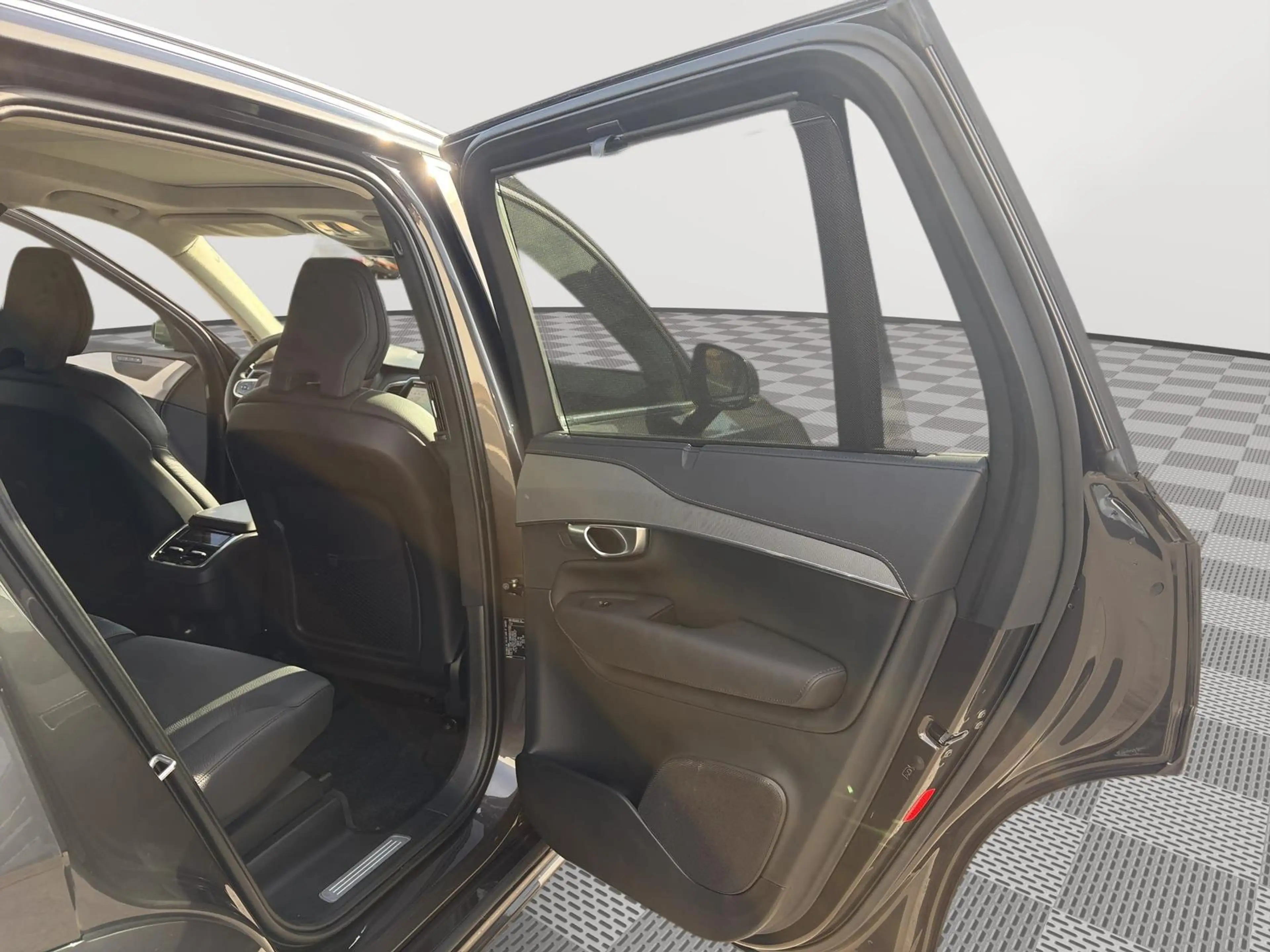 Volvo XC90 B5 AWD Diesel Ultimate Bright — photo 15