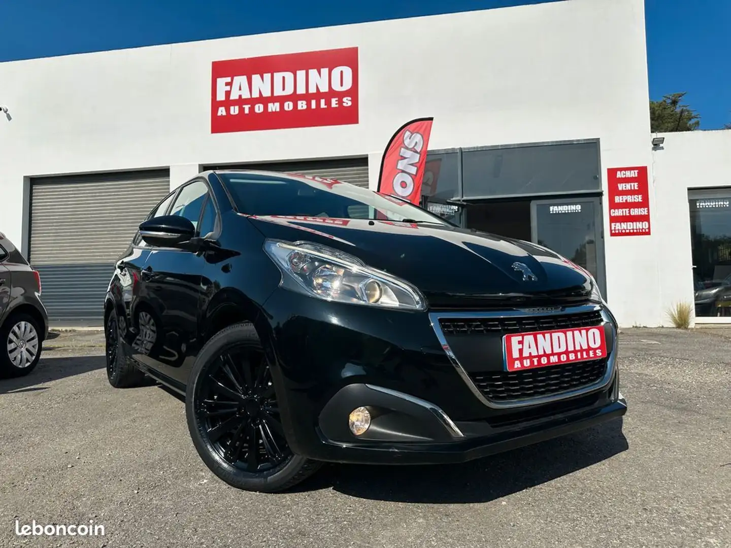 Peugeot 208 1.2 110Ch Tech Edition 5P Noir - 1