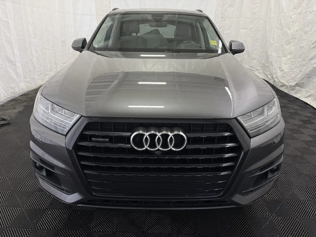 Audi Q7 photo Audi Q7