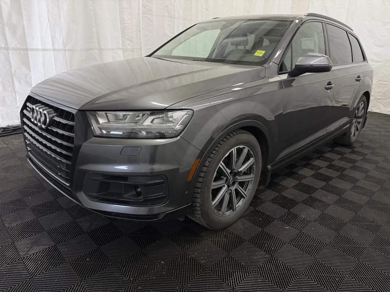 Audi Q7 photo Audi Q7
