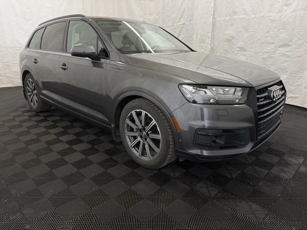 Audi Q7 photo Audi Q7