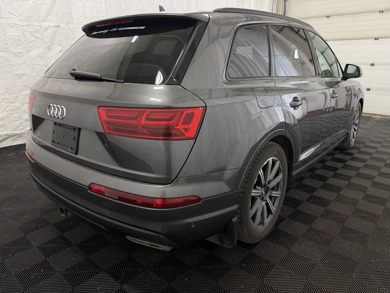 Audi Q7 photo Audi Q7
