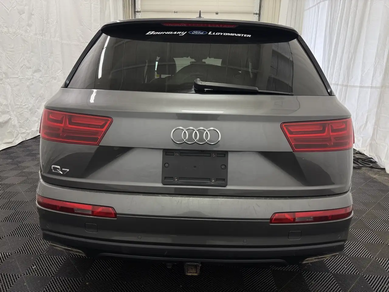 Audi Q7 photo Audi Q7