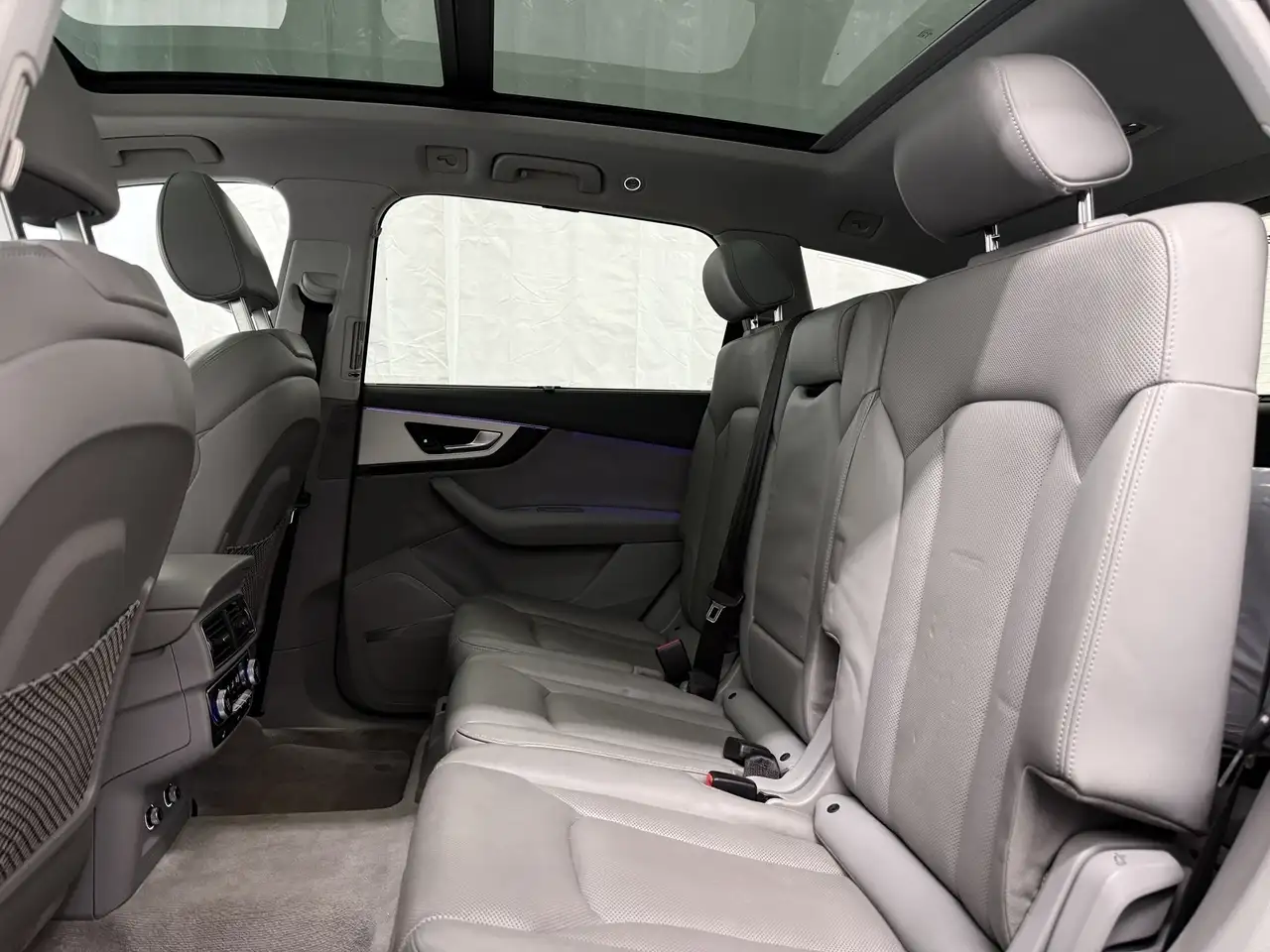 Audi Q7 photo Audi Q7