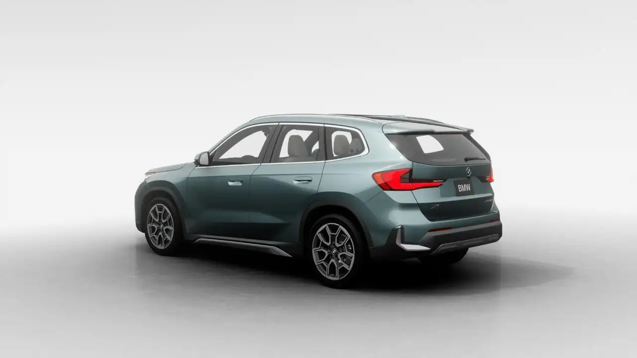 BMW X1 снимка BMW X1