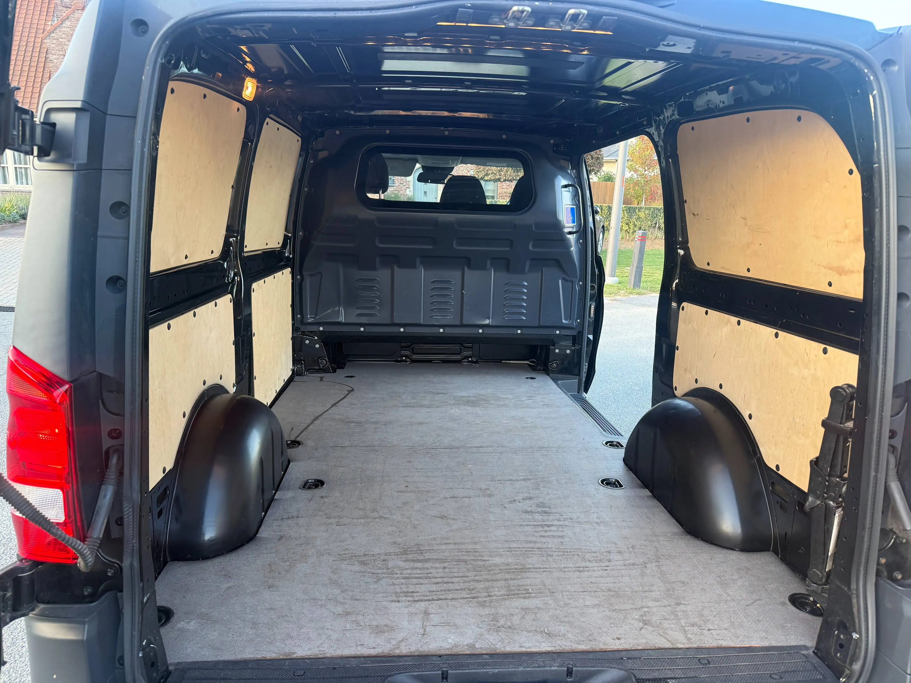 Mercedes-Benz Vito 114 cdi 2200cc L2 Lang 1er Proprio Carnet  Mercedes *Facture 3850 euro 2026*Etat *Neuve*netto 7851* — photo 7