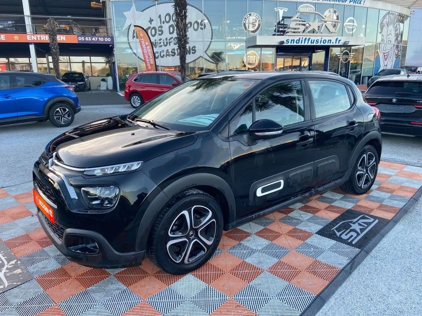 Citroen C3 BlueHDi 100 BV6 PLUS Noir - 1