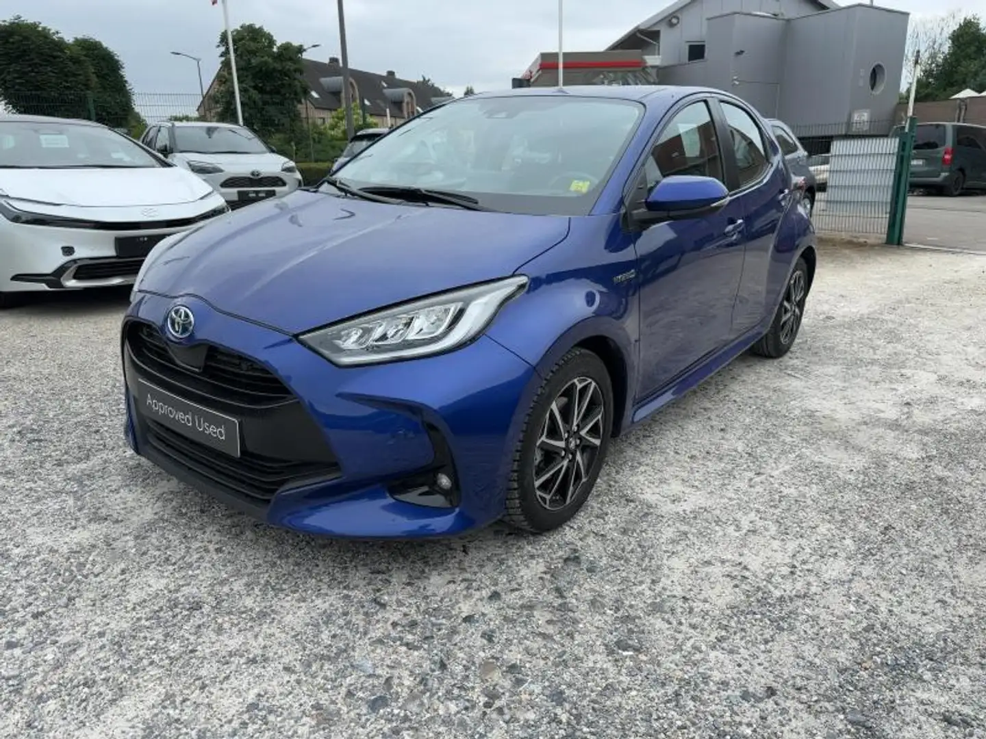 Toyota Yaris Iconic + Tech pack Tot 10 jaar Garantie of 200.000 Bleu - 1