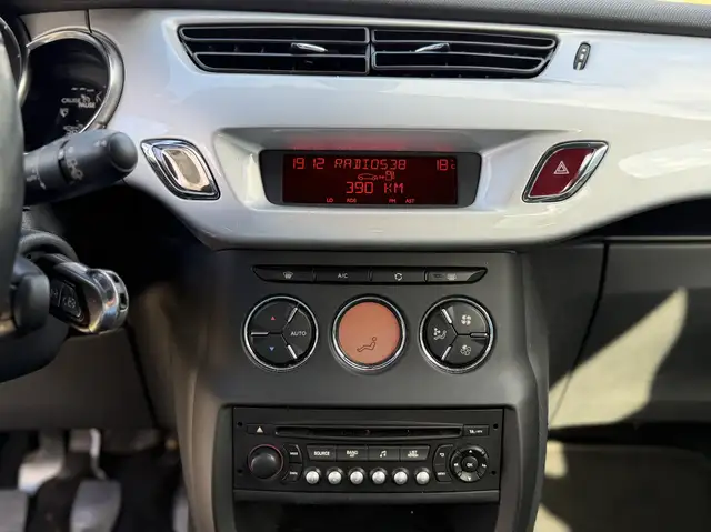 Citroen DS3 view 11