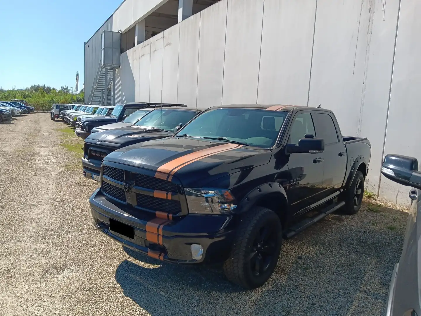 RAM 1500 Ram 1500 5.7 V8 Crew Cab Classic SLT Black 395cv - 1