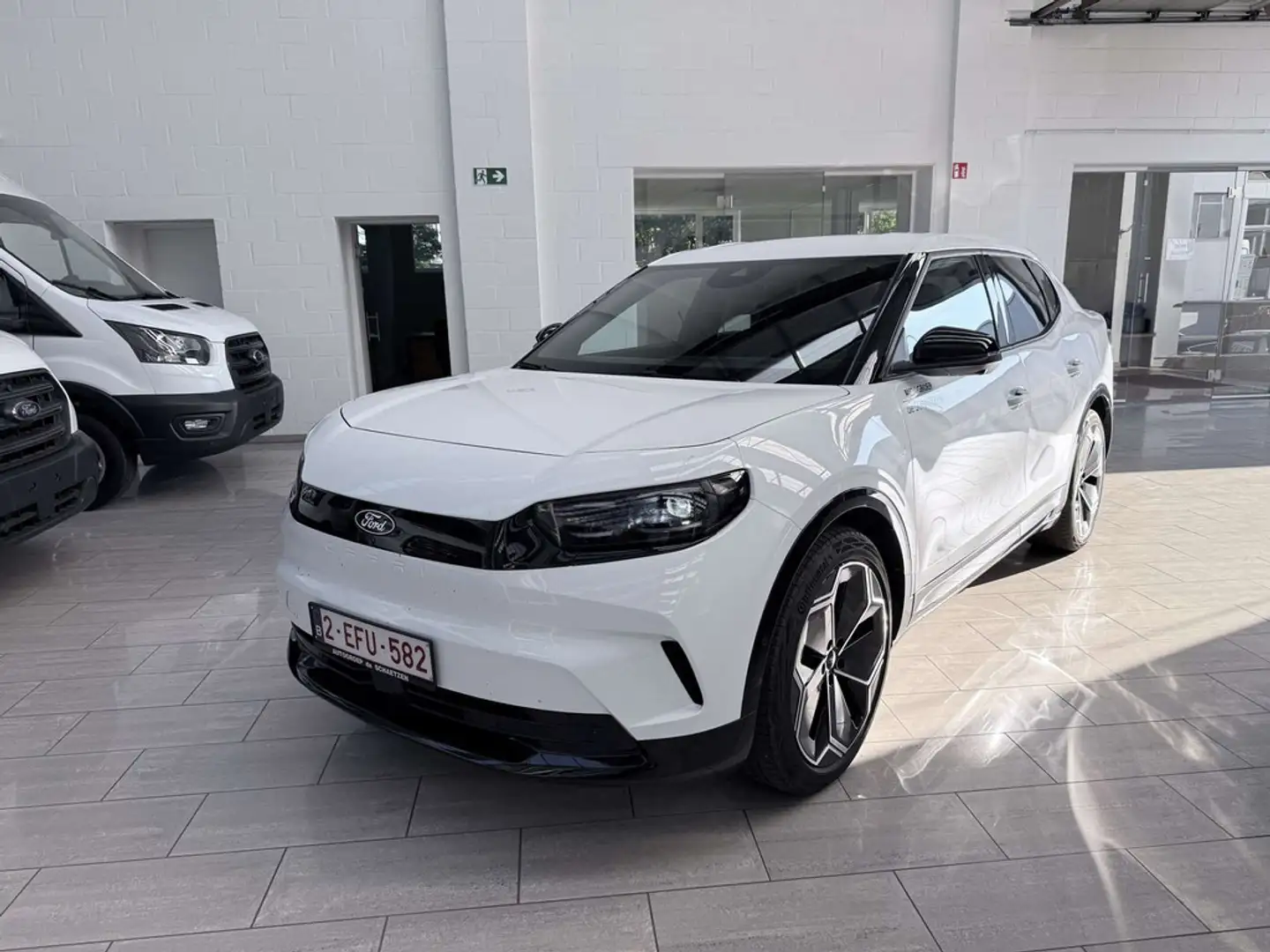 Ford Capri 77 kWh Extended Range RWD Blanc - 1