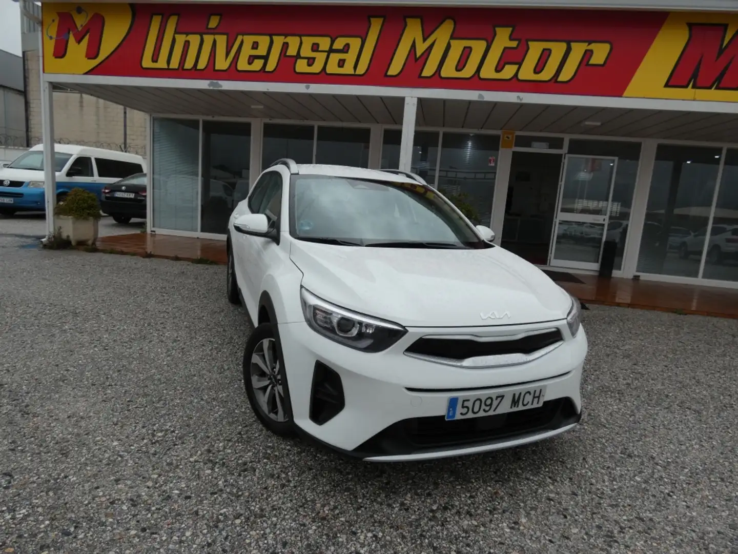 Kia Stonic 1.2 DPi Drive Plus Blanc - 1