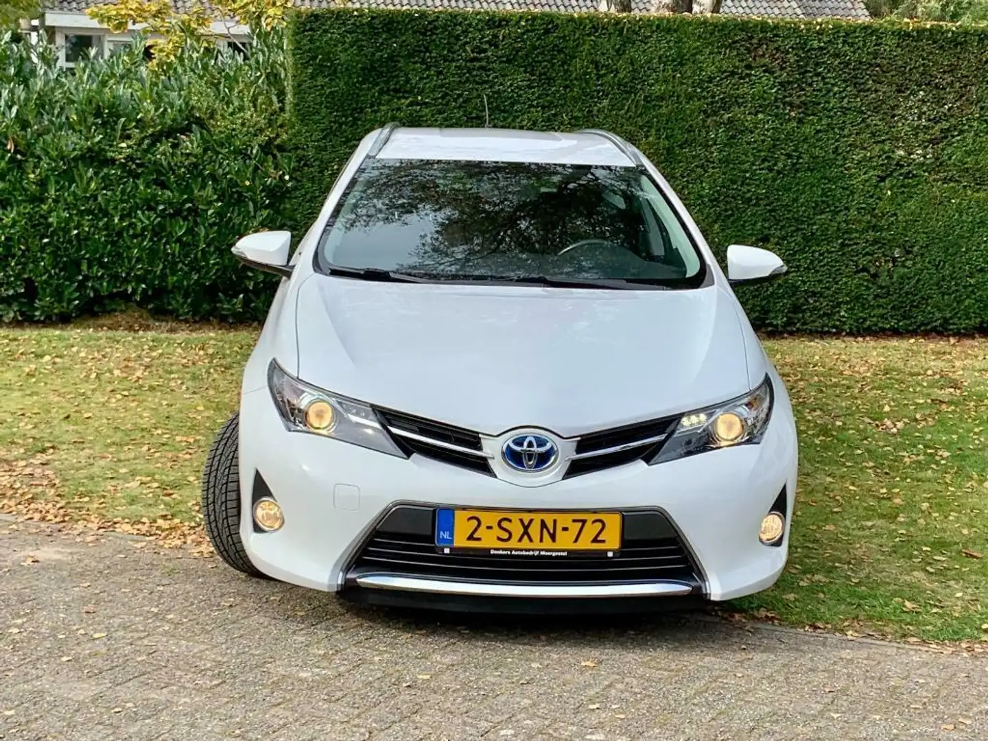 Toyota Auris Auris Touring Sports hybrid Wit - 1