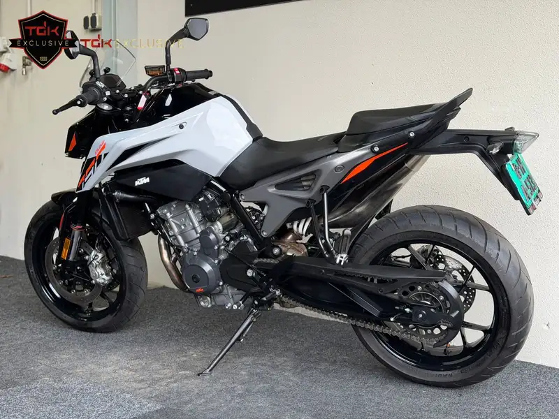 KTM 790 Duke - foto 4