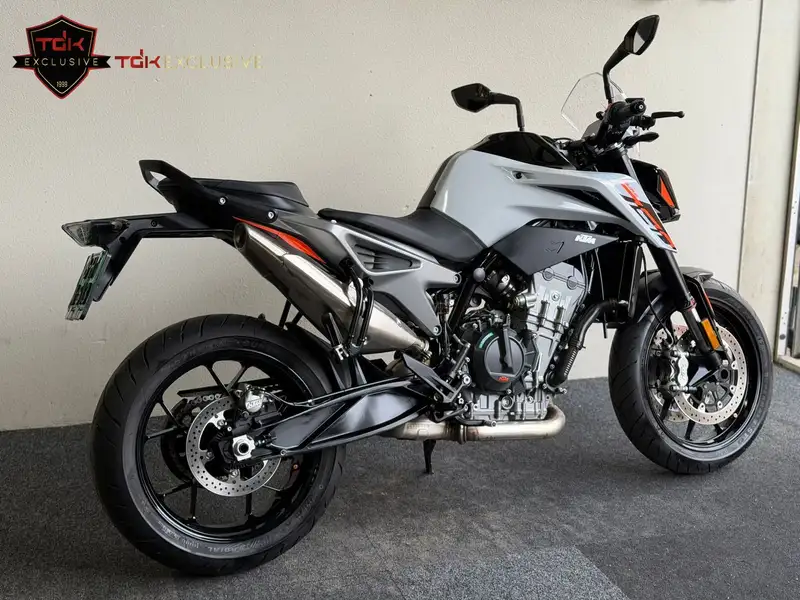 KTM 790 Duke - foto 3