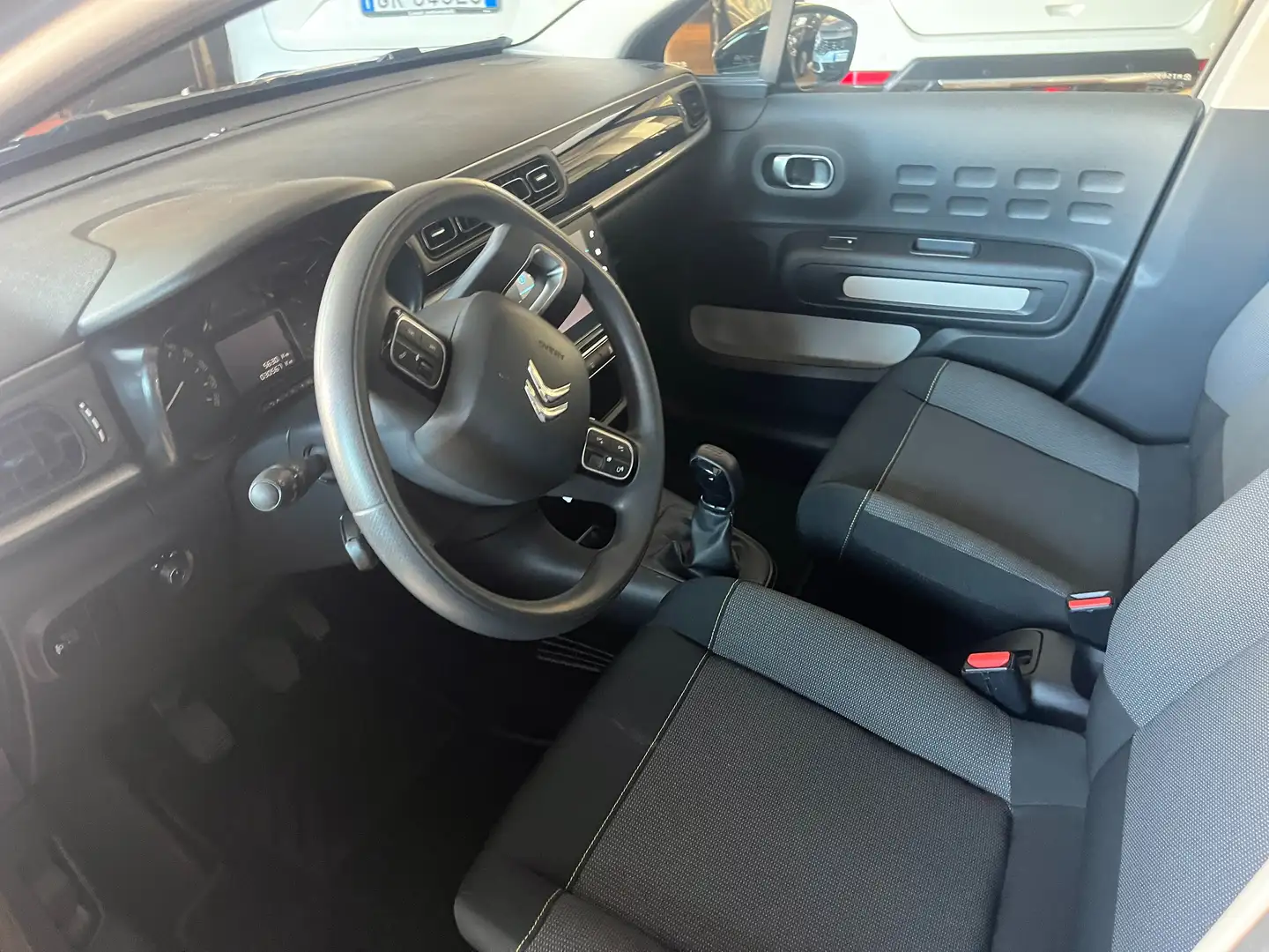 Citroen C3 C3 III 2017 1.2 puretech Shine Pack Argento - 2