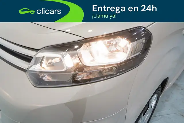 Citroen Spacetourer view 10
