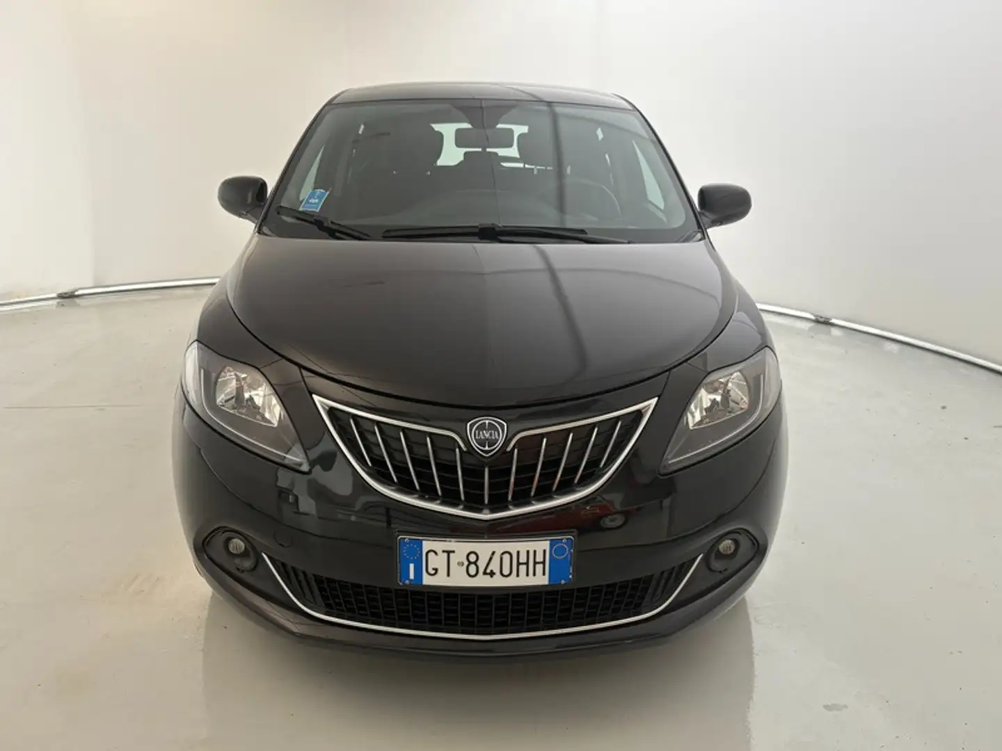 Lancia Ypsilon 1.0 FireFly Hybrid Platino Nero - 2